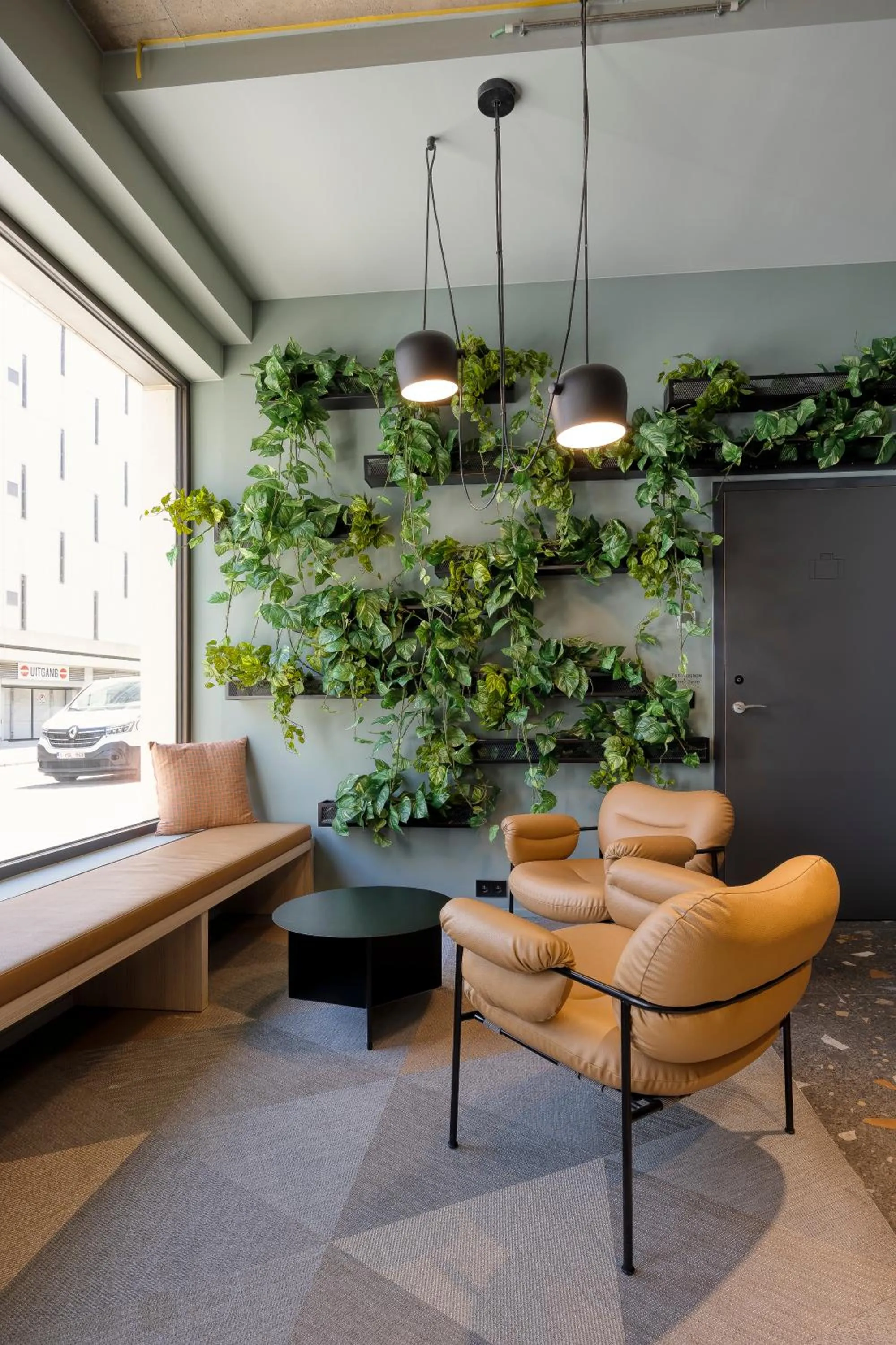 Communal lounge/ TV room in Citybox Antwerp City Center