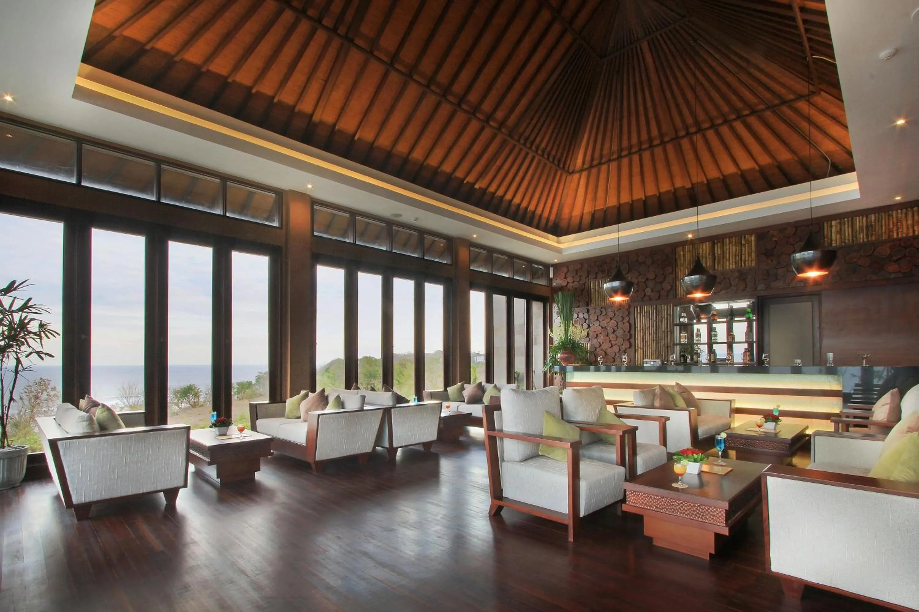 Lounge or bar in Ulu Segara Luxury Suites & Villas
