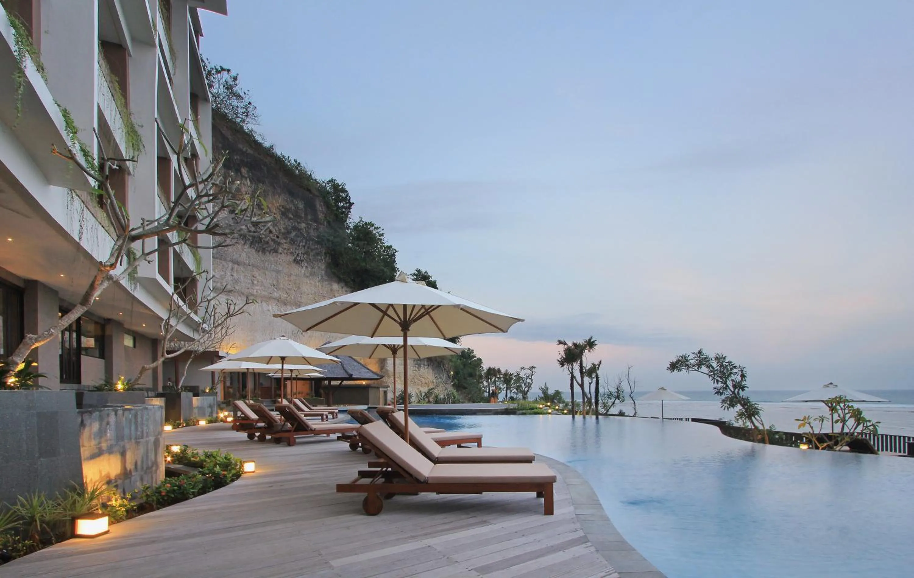 Swimming pool in Ulu Segara Luxury Suites & Villas
