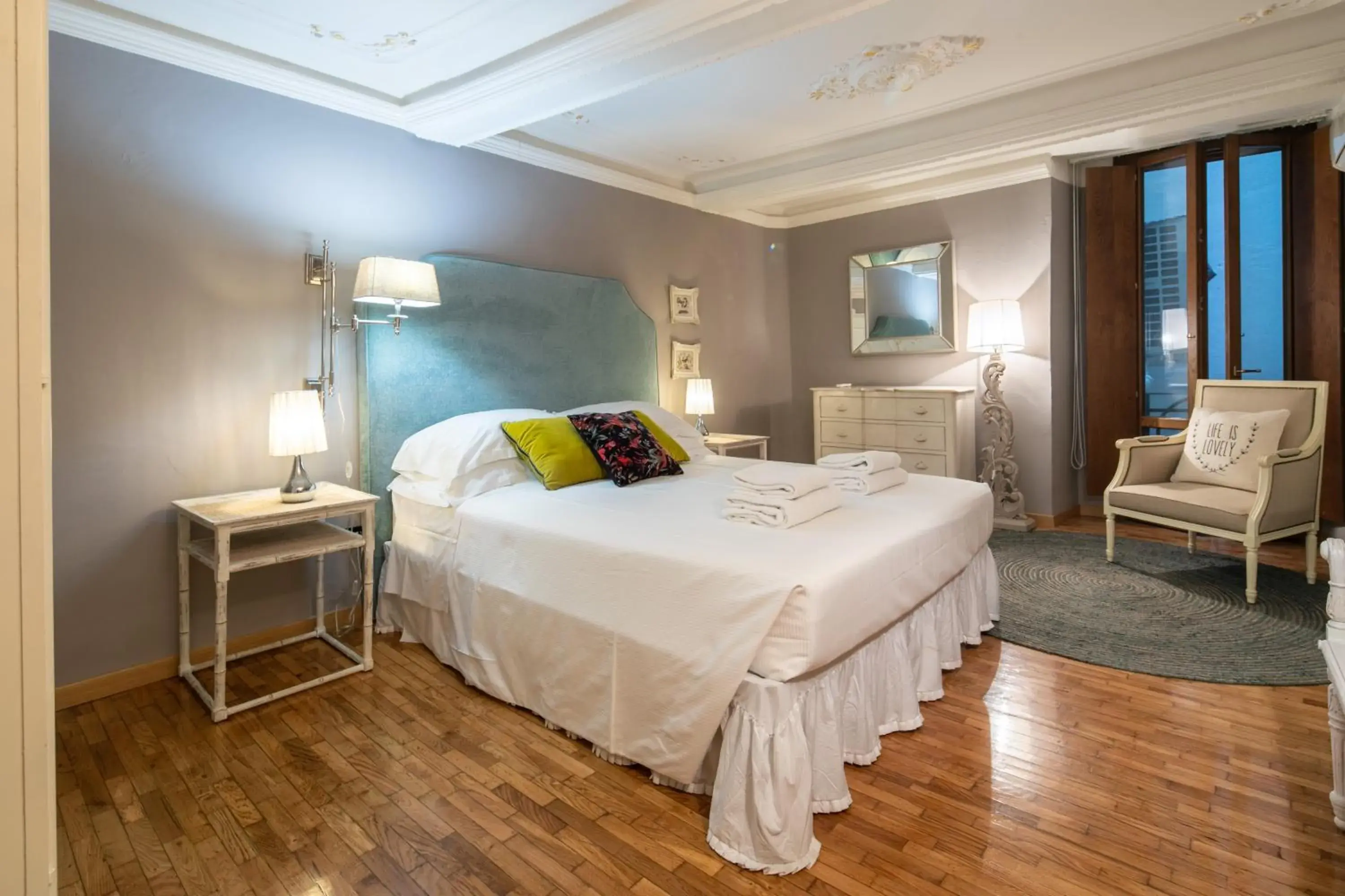 Uffizi Romantic Flat by Mmega Uffizi Romantic Flat by Mmega