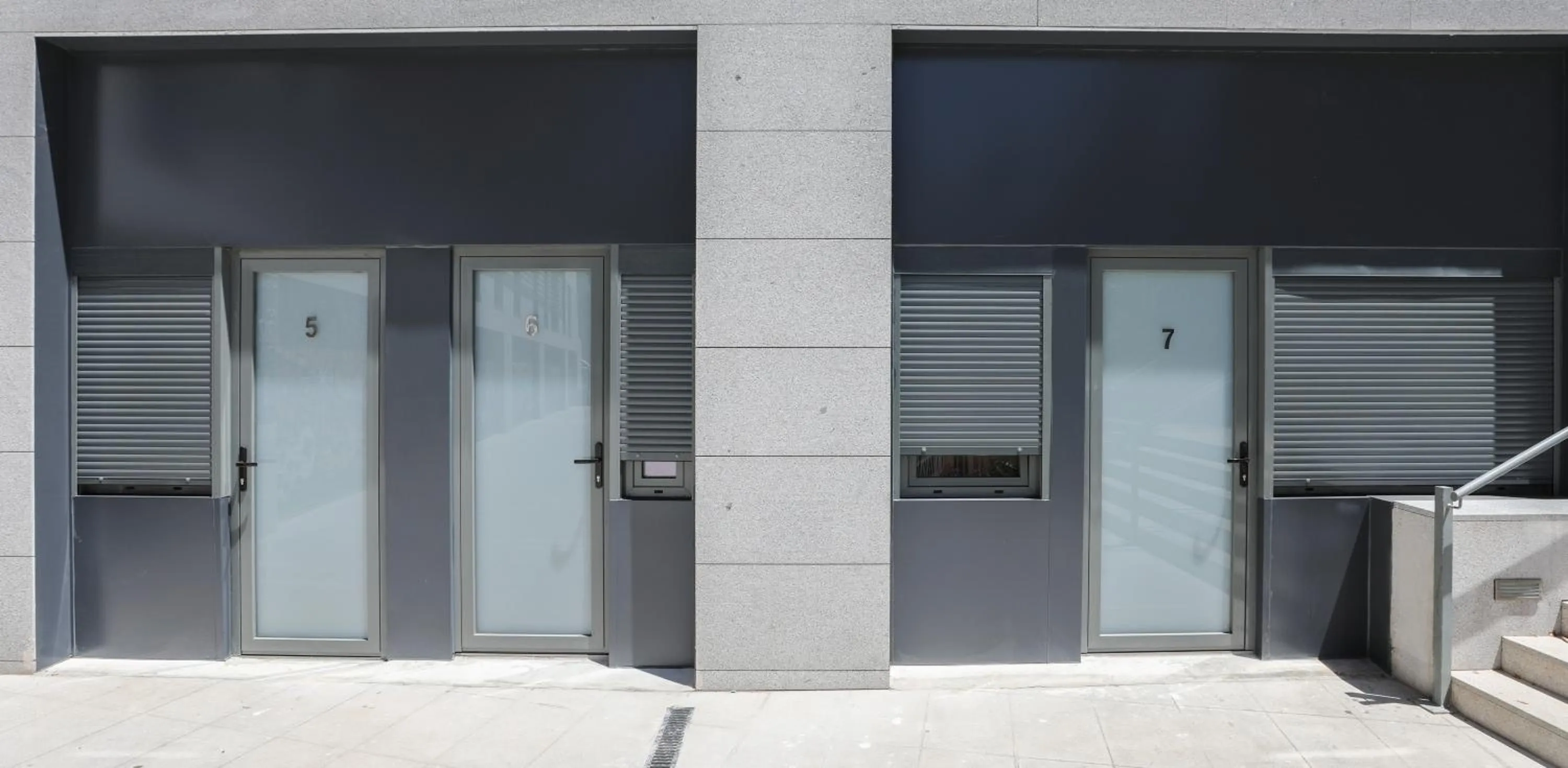 Property building in Hostel MYD La Latina