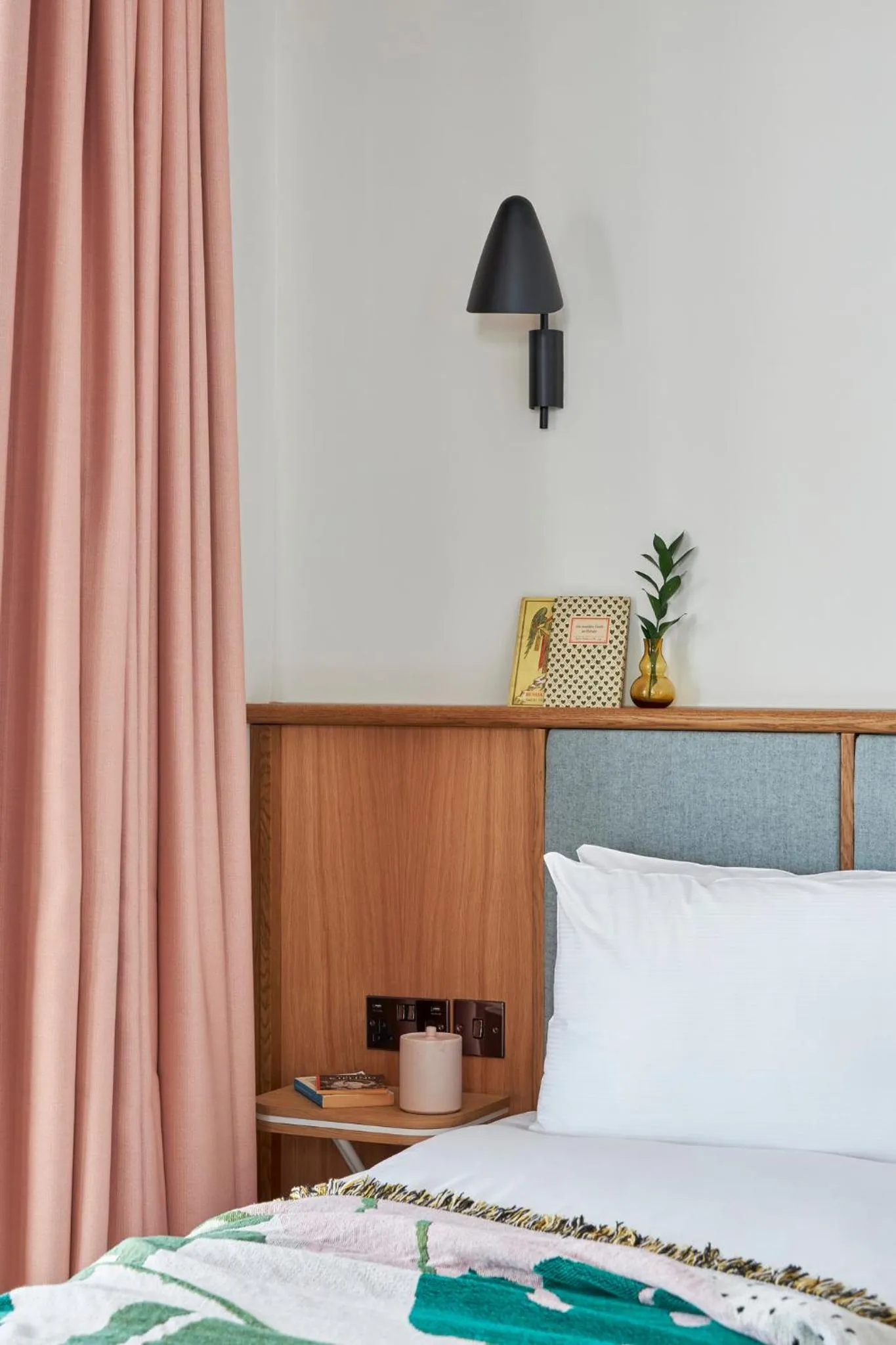 Bedroom, Bed in Turing Locke Cambridge