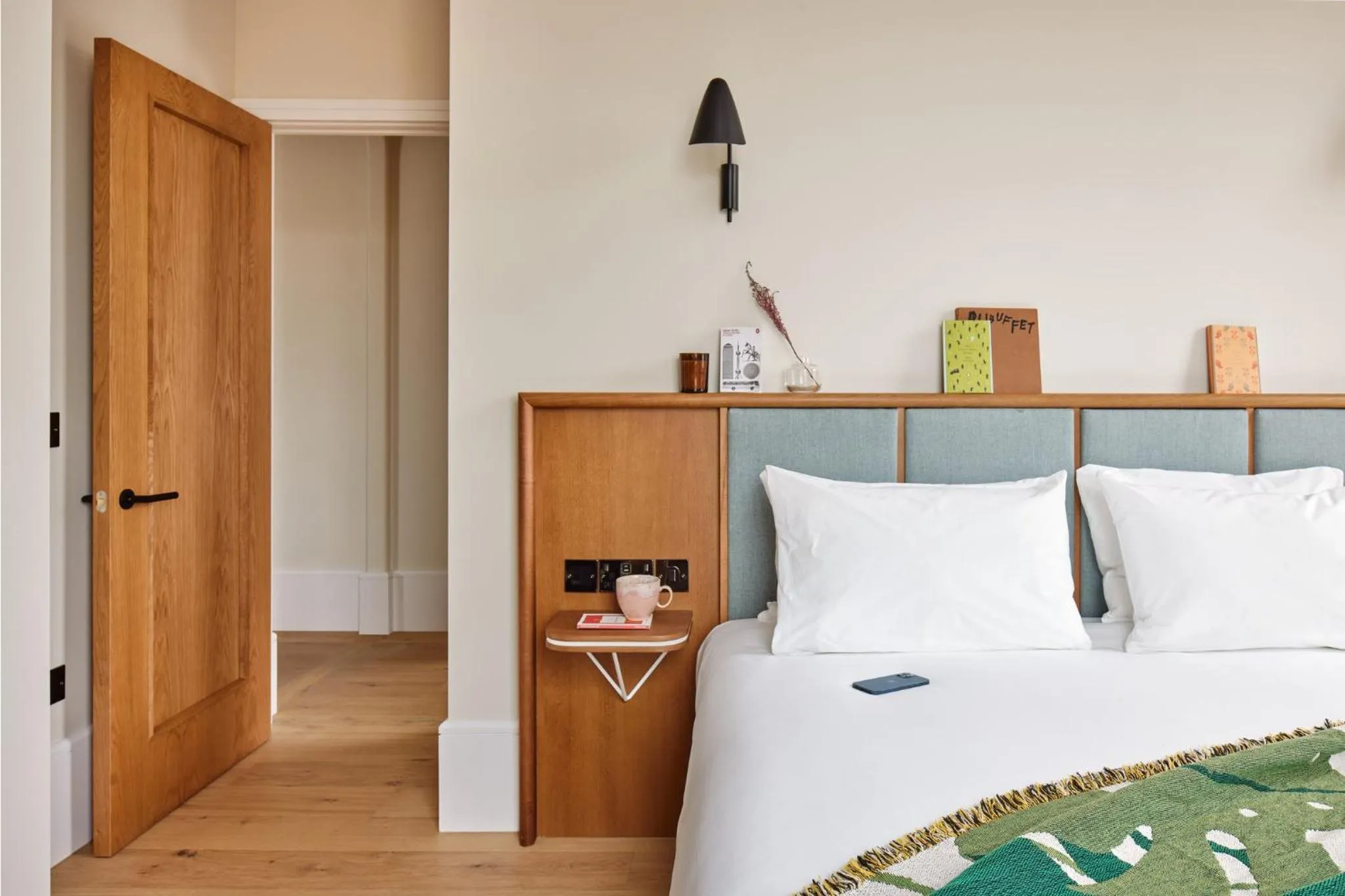 Bedroom, Bed in Turing Locke Cambridge