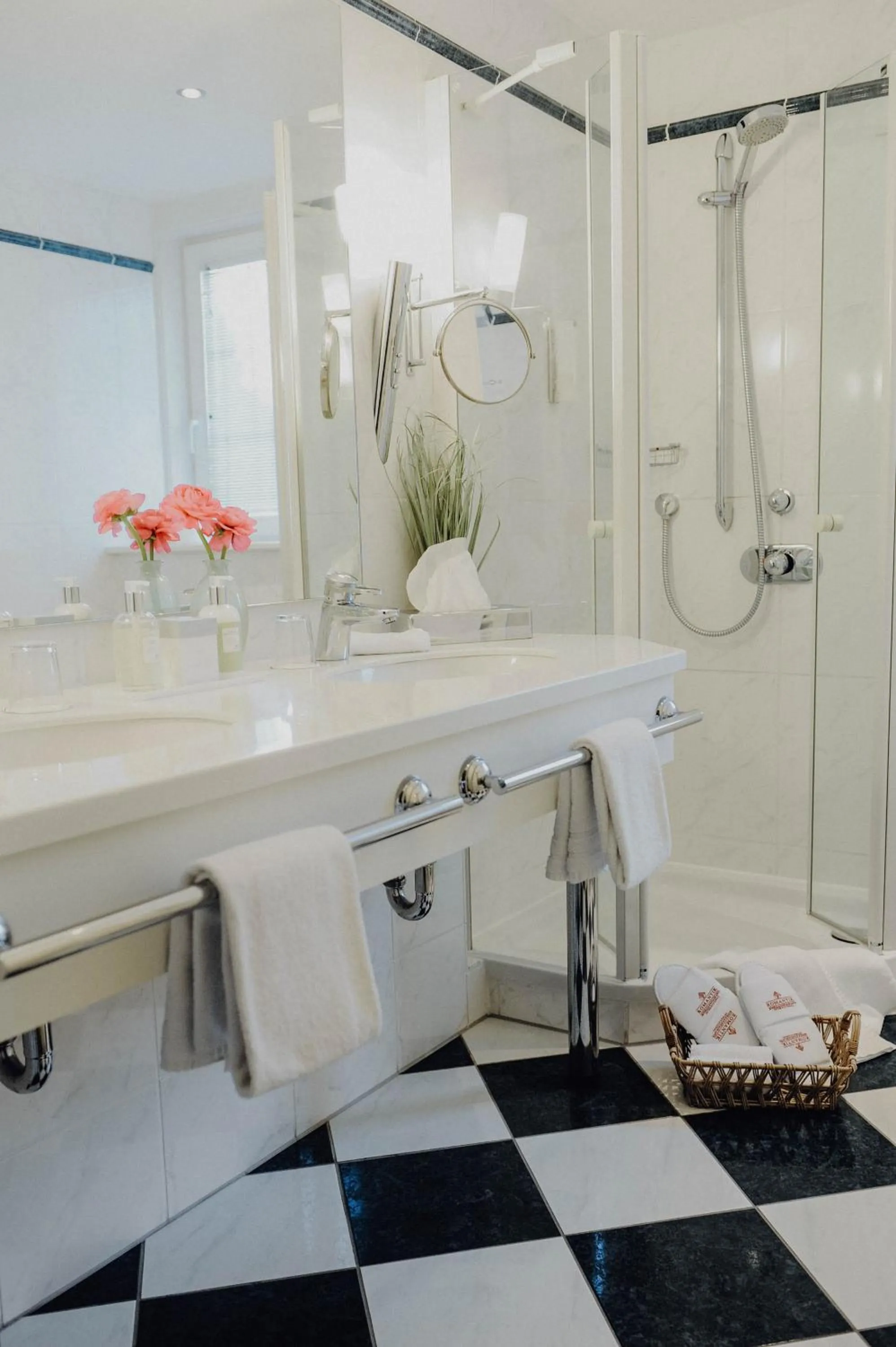 Bathroom in Romantik Hotel Köllners Landhaus