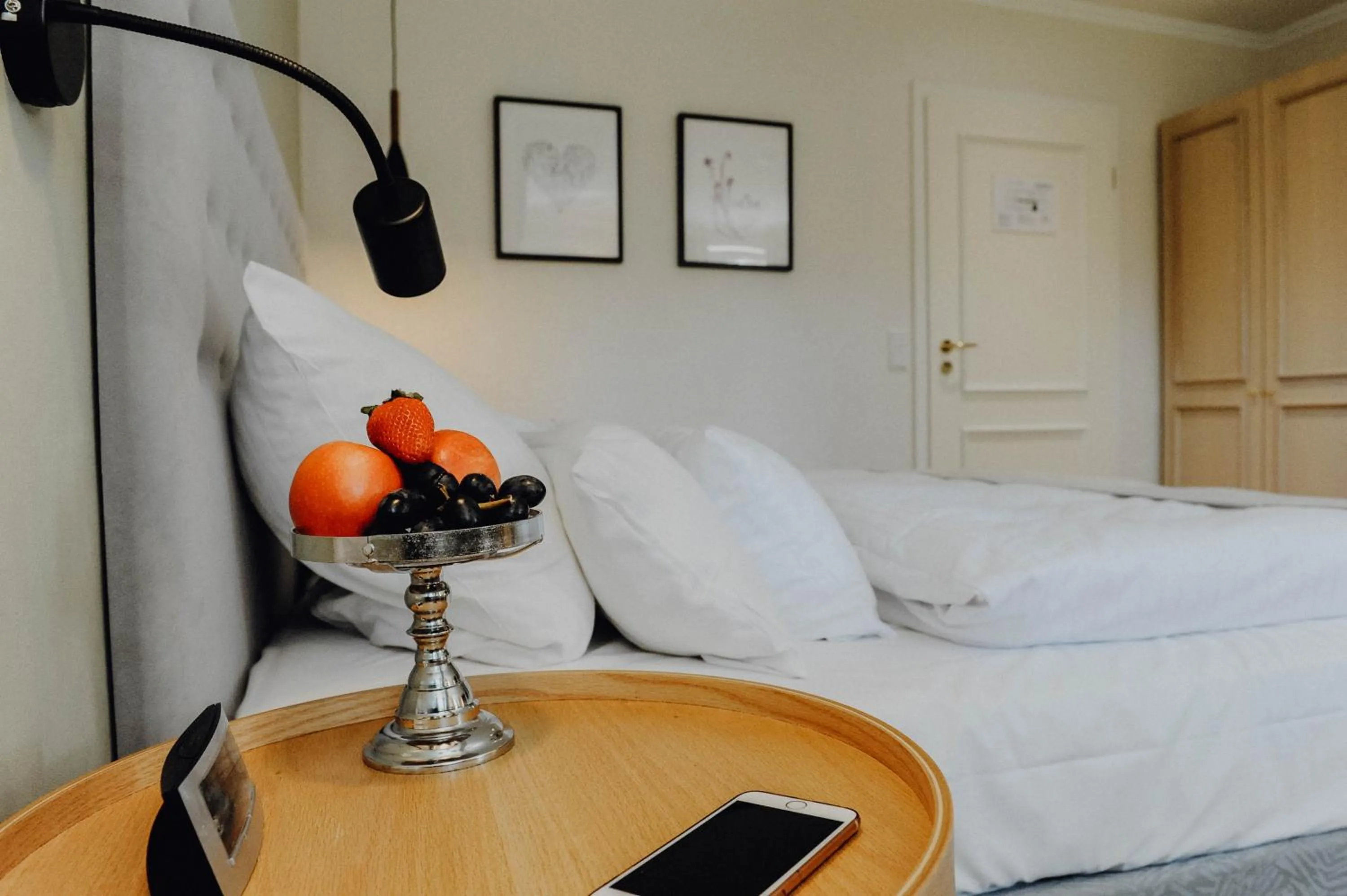 Photo of the whole room, Bed in Romantik Hotel Köllners Landhaus