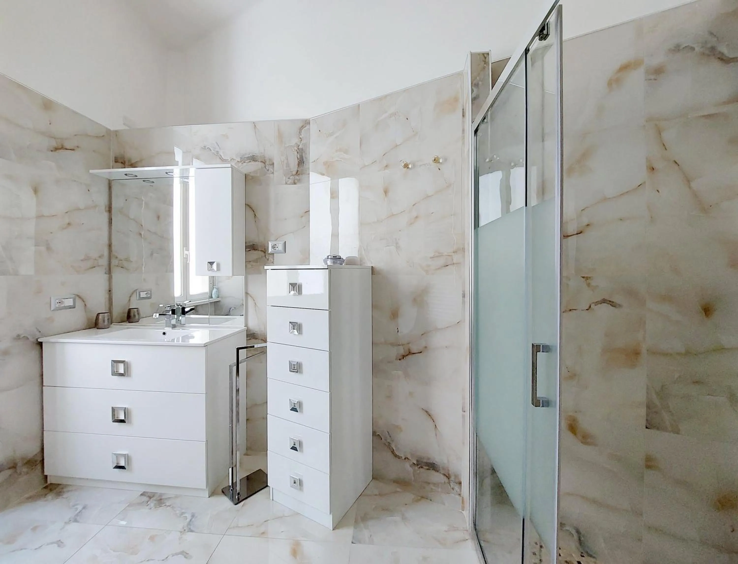 Bathroom in 4BNB - Luxury Mazzini Apartment