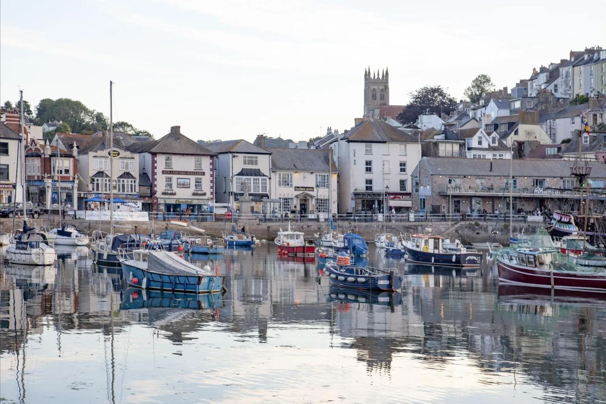 Location in Pilgrim Suite - Sea View - Free Wi-Fi