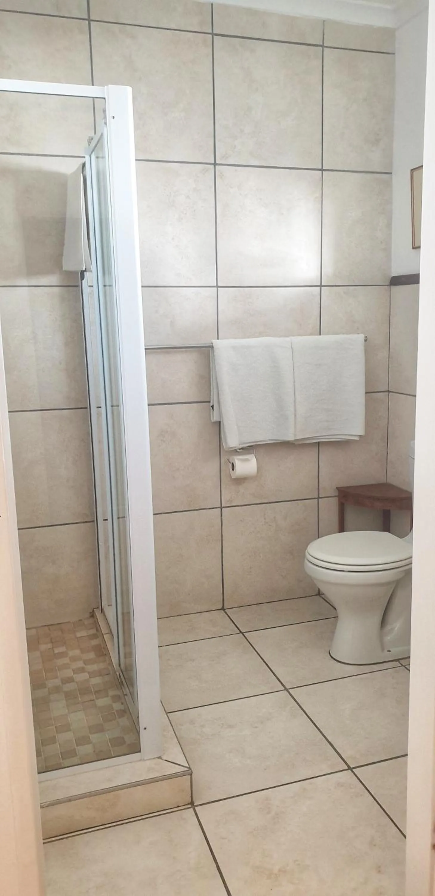 Shower in Camdeboo Cottages