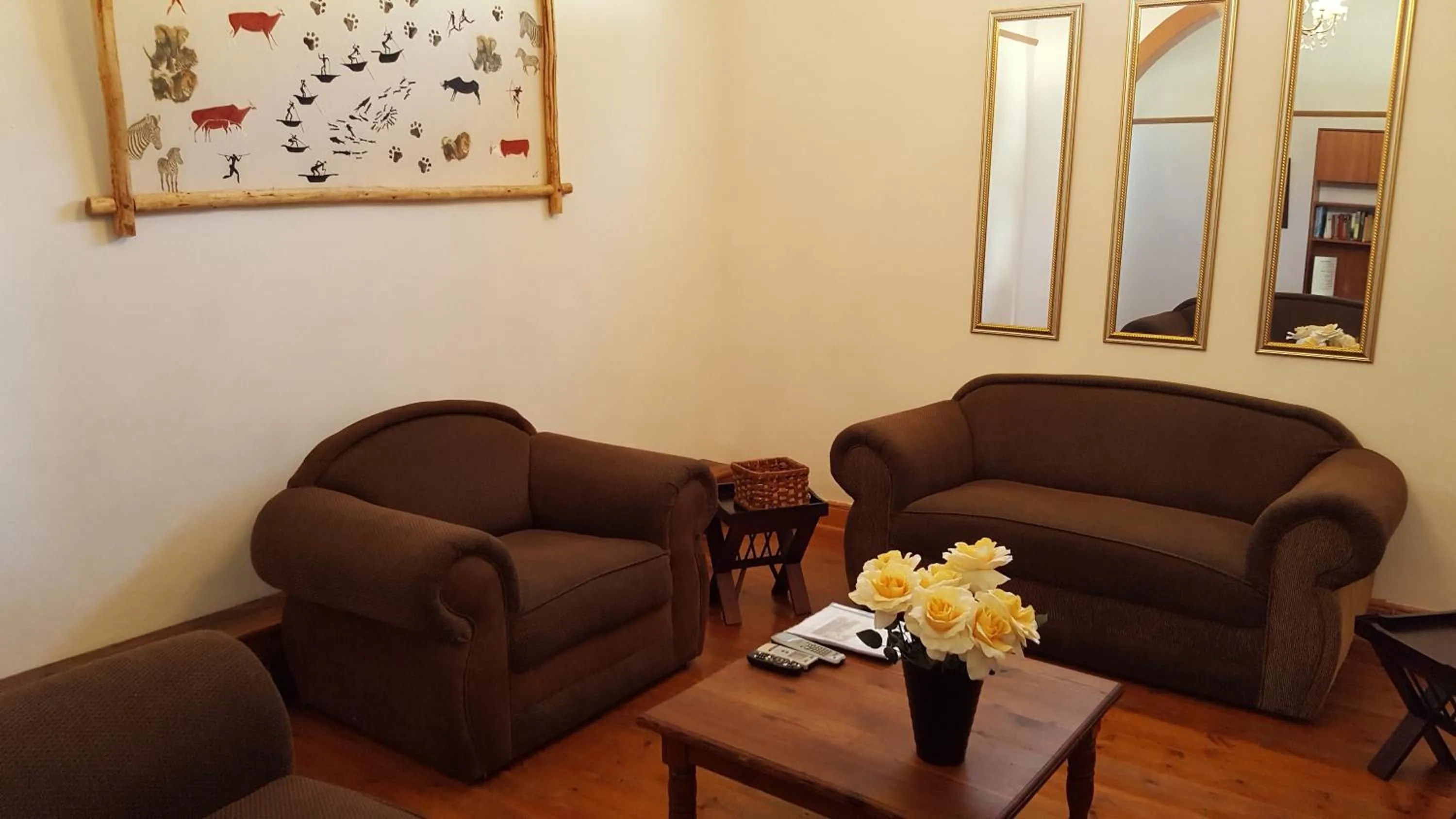 Living room in Camdeboo Cottages