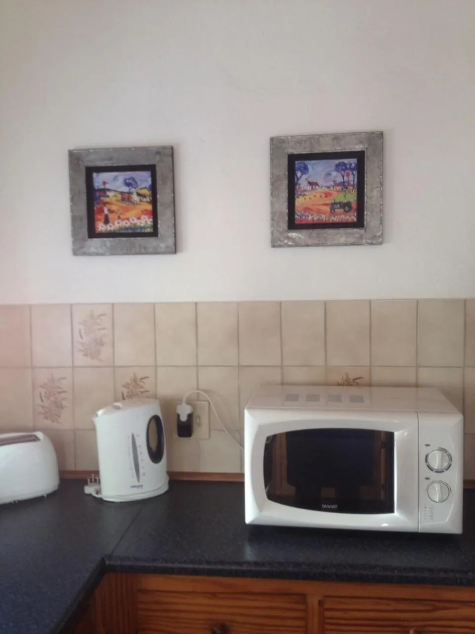 Coffee/tea facilities in Camdeboo Cottages