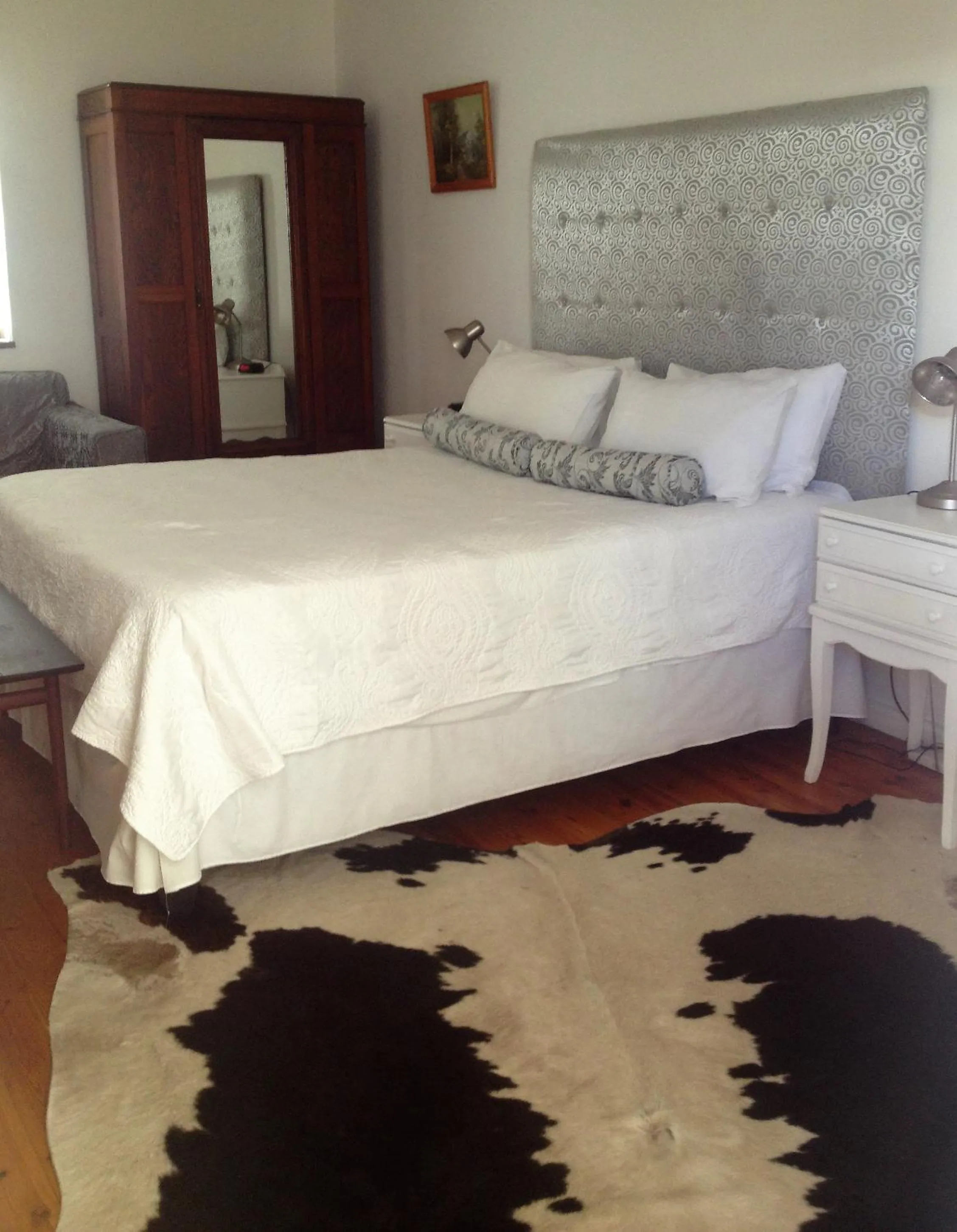 Bed in Camdeboo Cottages