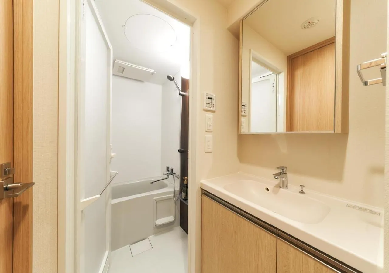 STAYAT OSAKA SHINSAIBASHI east - Family Room