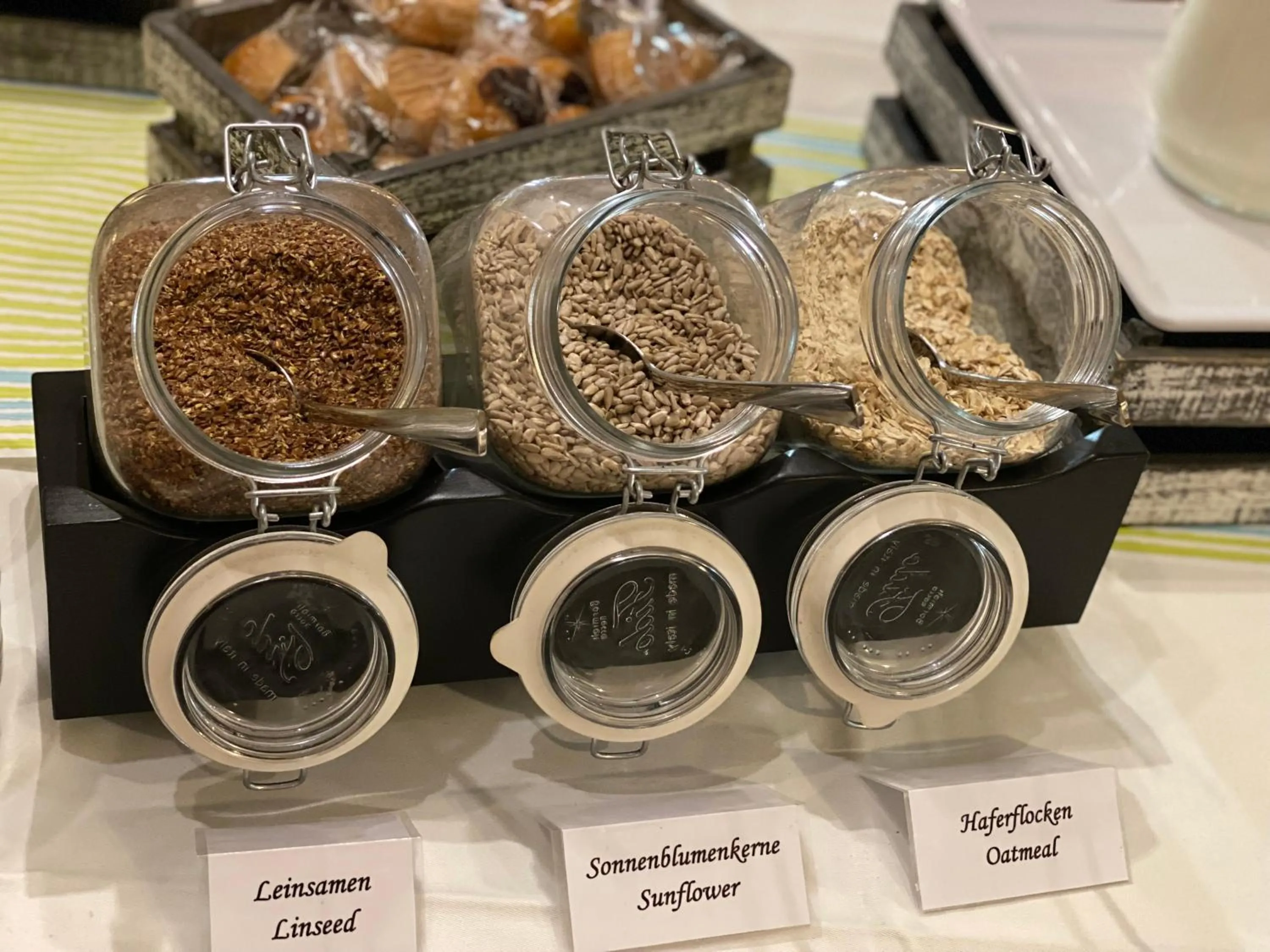 Continental breakfast in Hotel Horizont GmbH