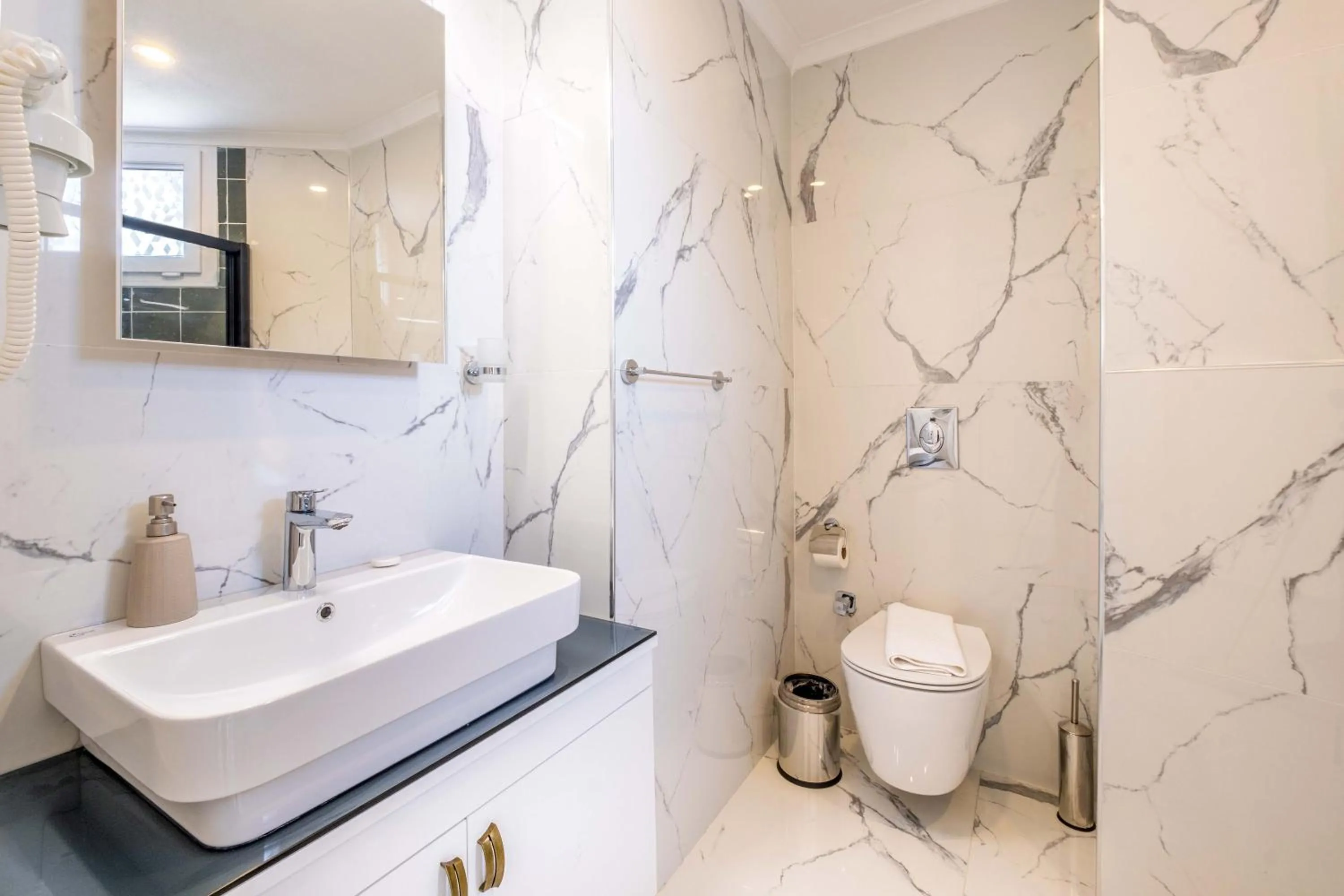 Toilet in Yosun Apart