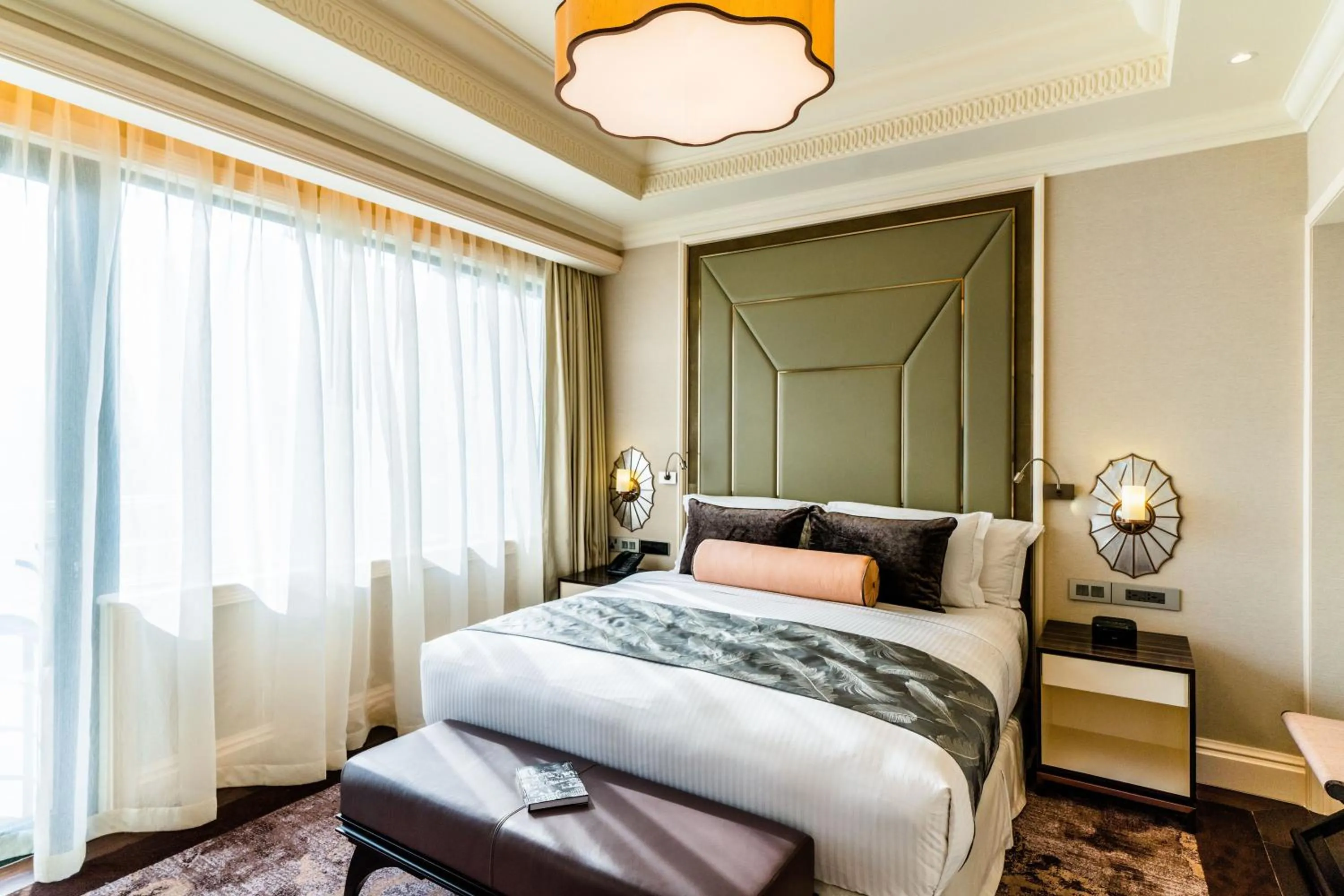 Bed in Caravelle Saigon