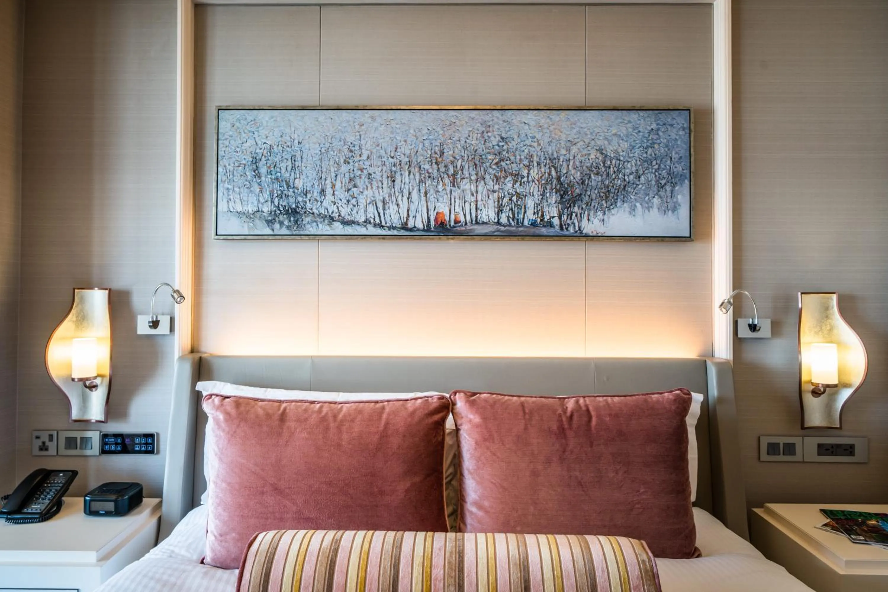 Bed in Caravelle Saigon