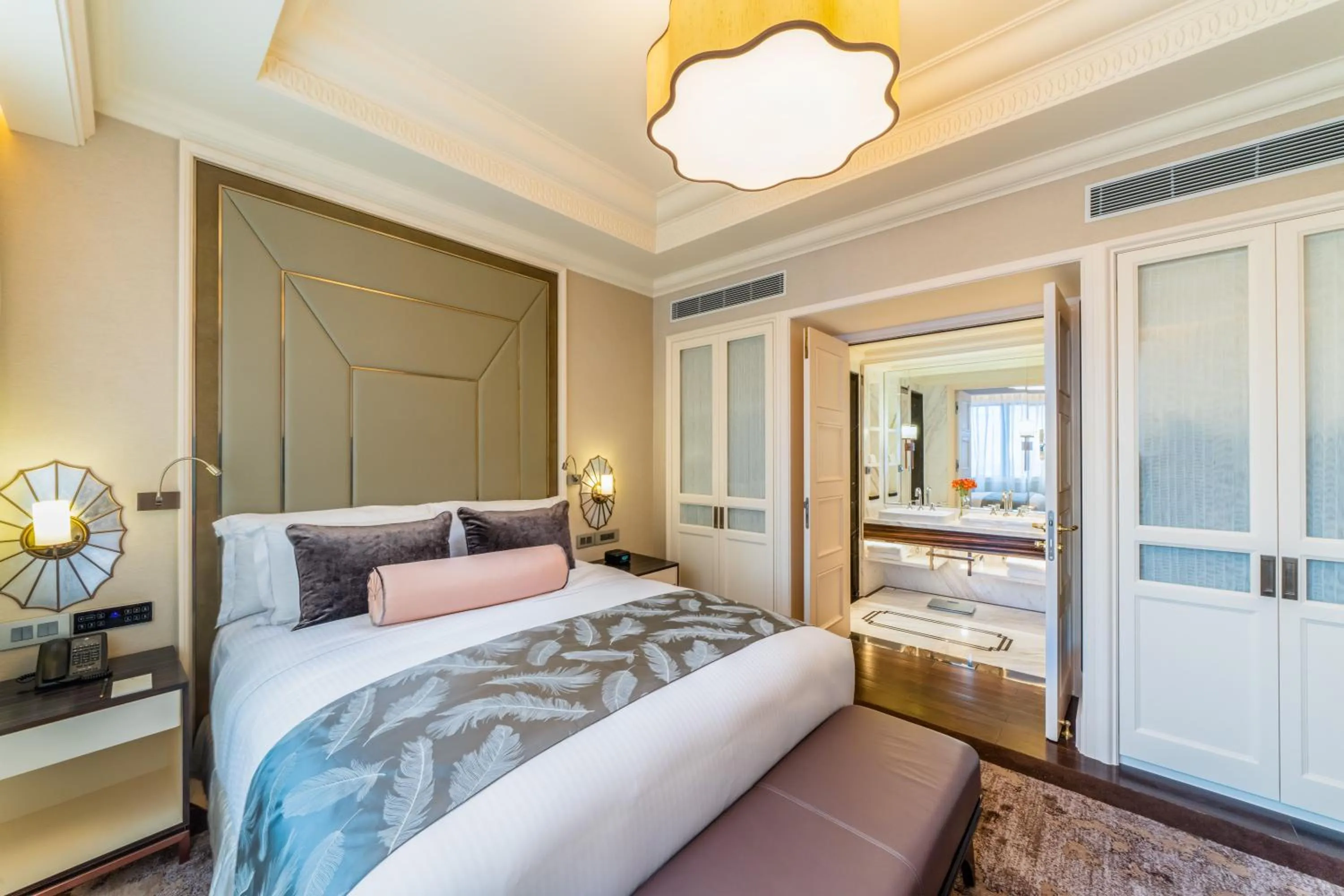 Bed in Caravelle Saigon