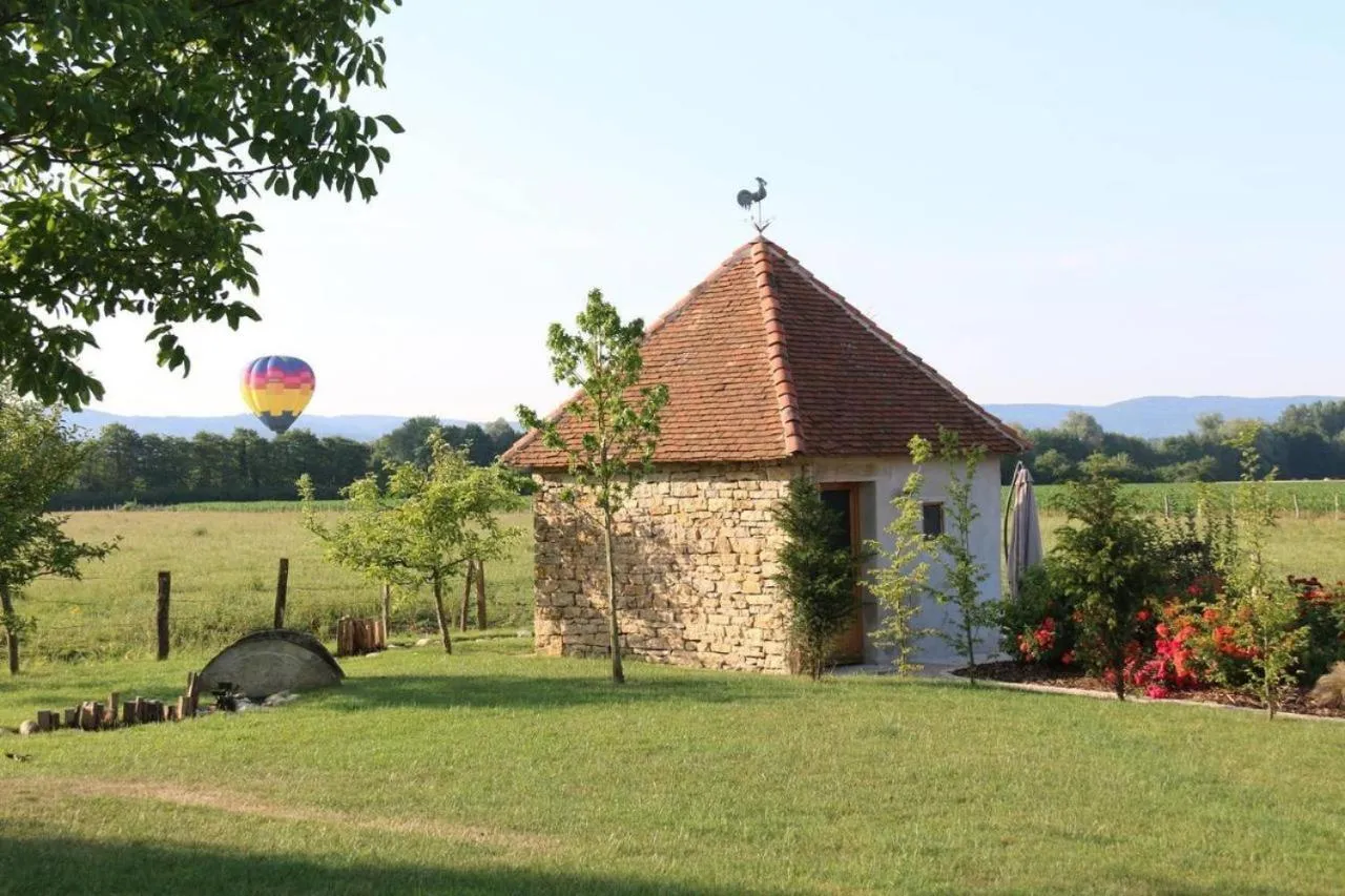 Garden in Domaine du moulin de Jeanne