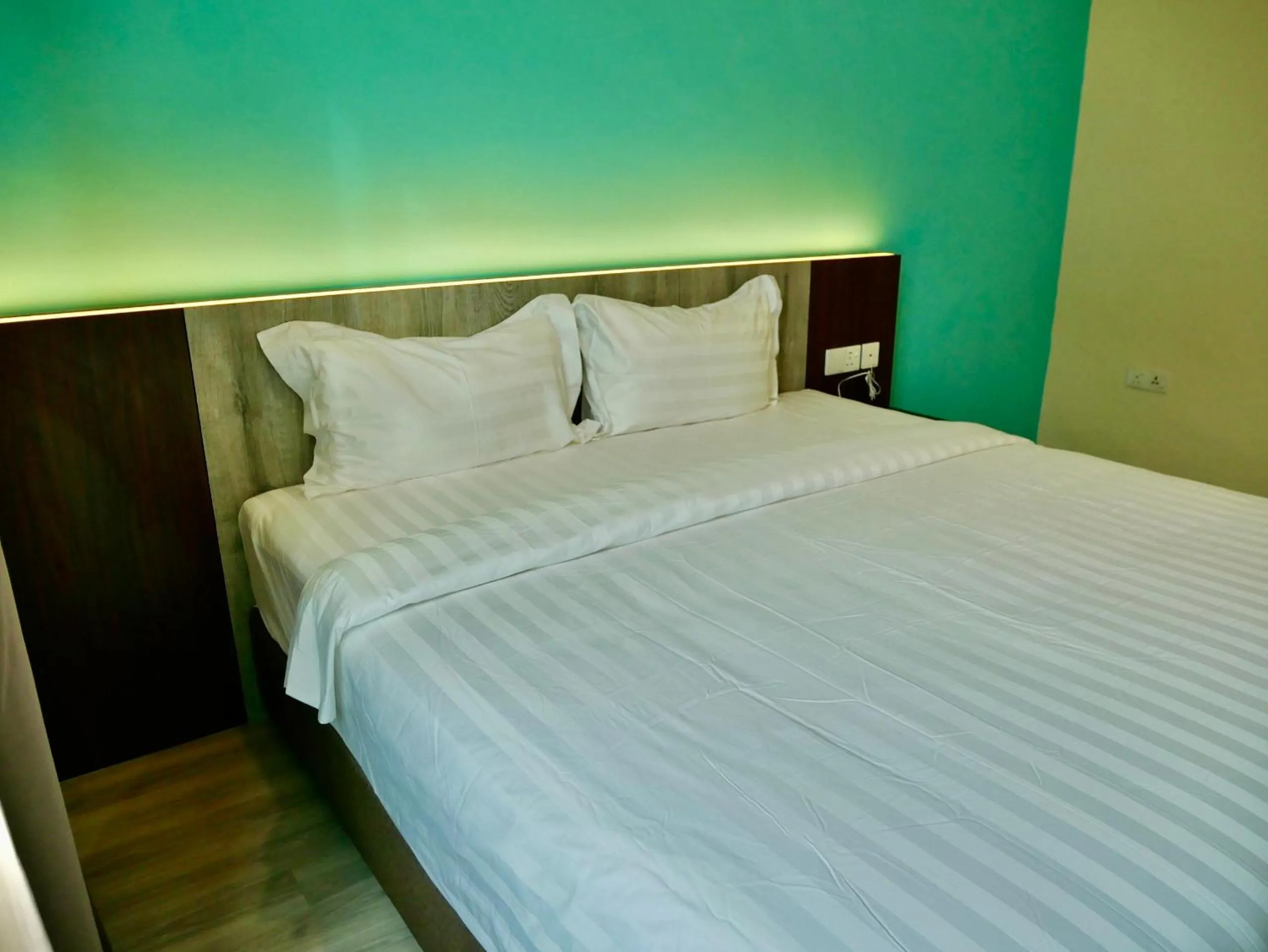 Bed in Pantai Regal City Hotel