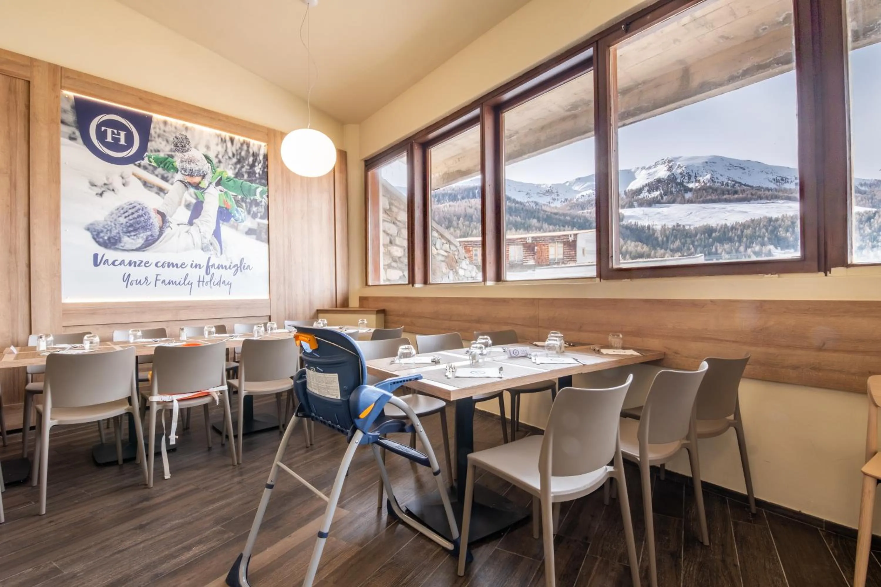 Restaurant/places to eat in TH Pila