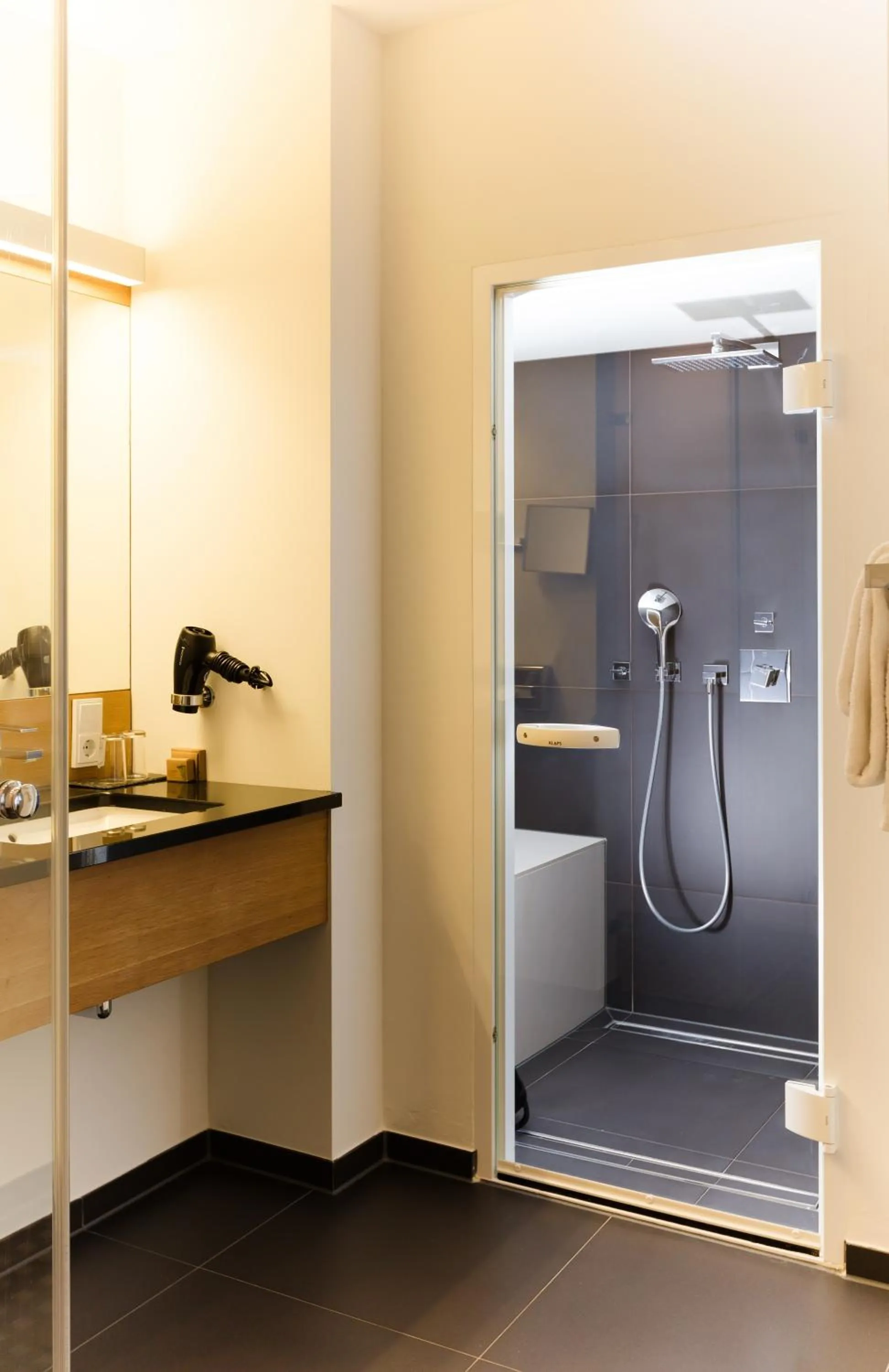 Steam room in B&O Parkhotel