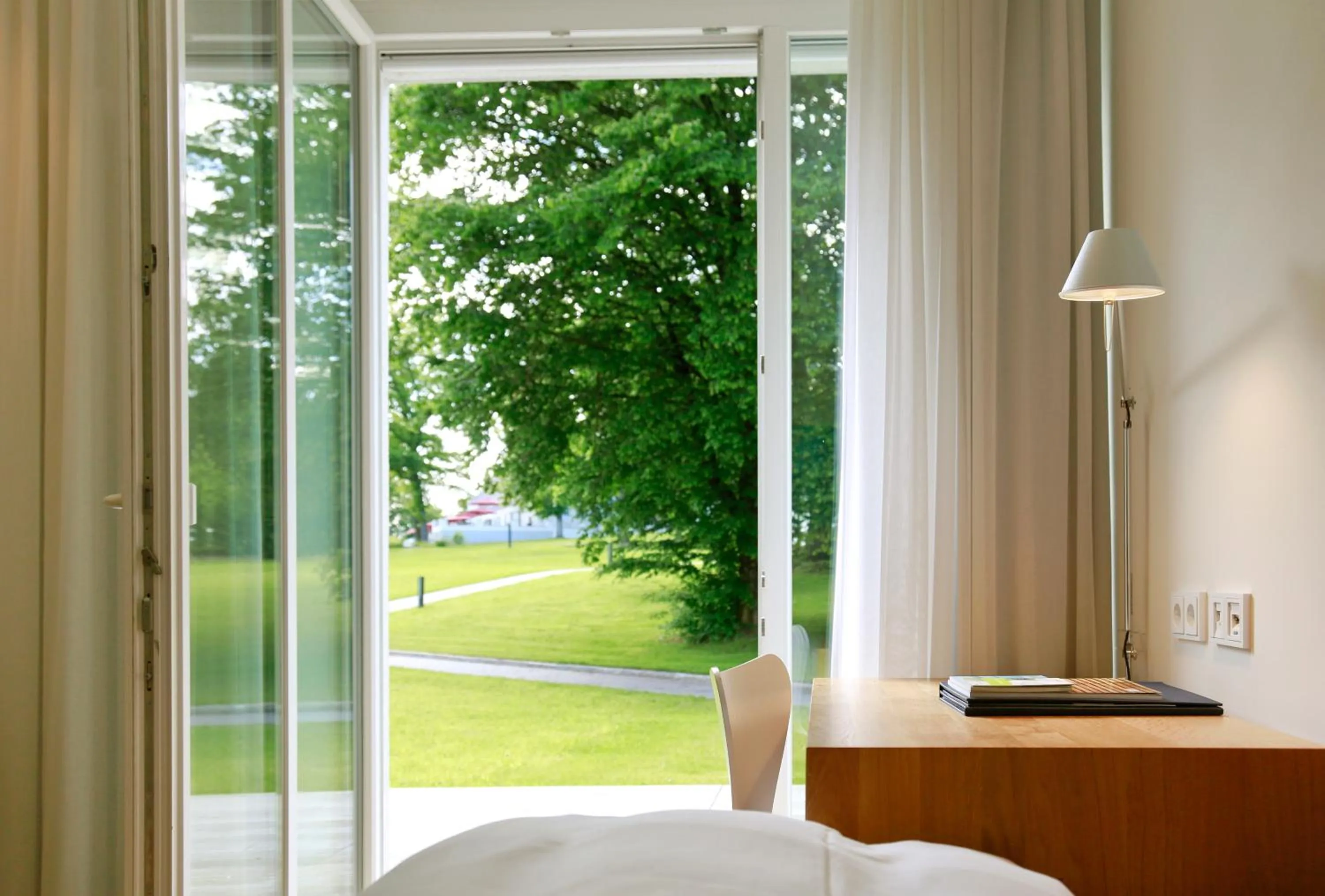 Area and facilities, Bed in B&O Parkhotel