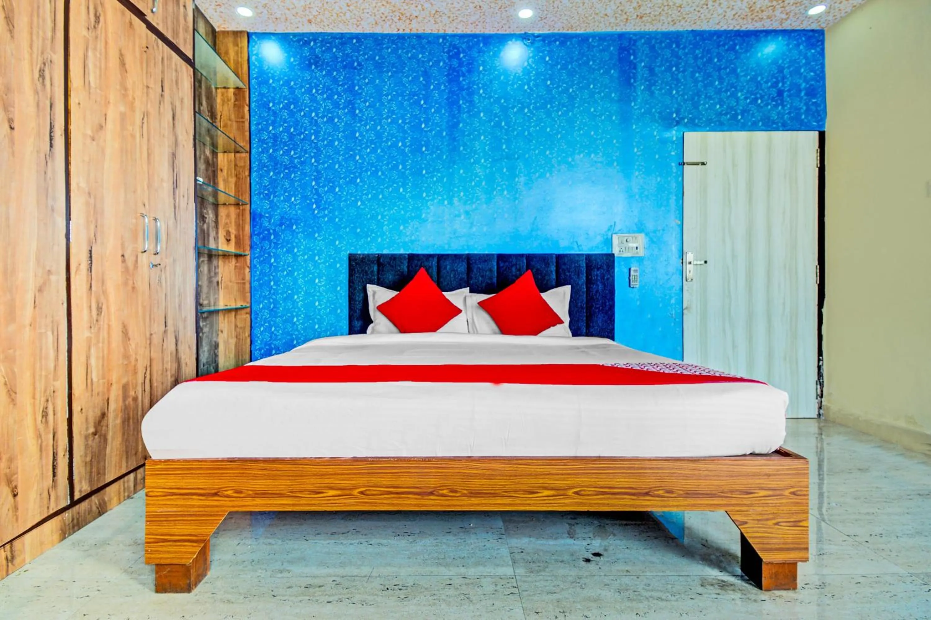 Bedroom, Bed in Hotel O My Stay Retreat