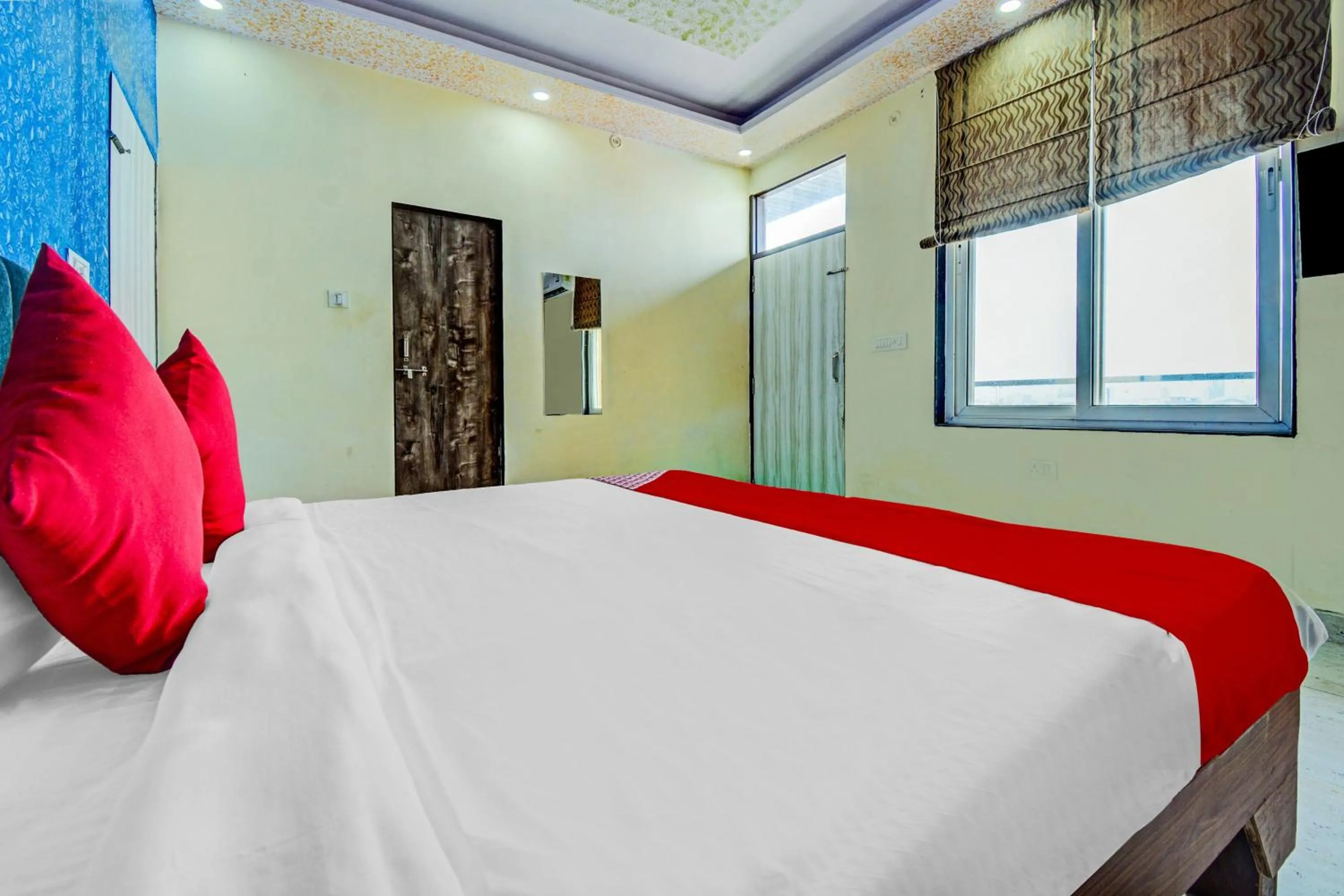 Bedroom, Bed in Hotel O My Stay Retreat