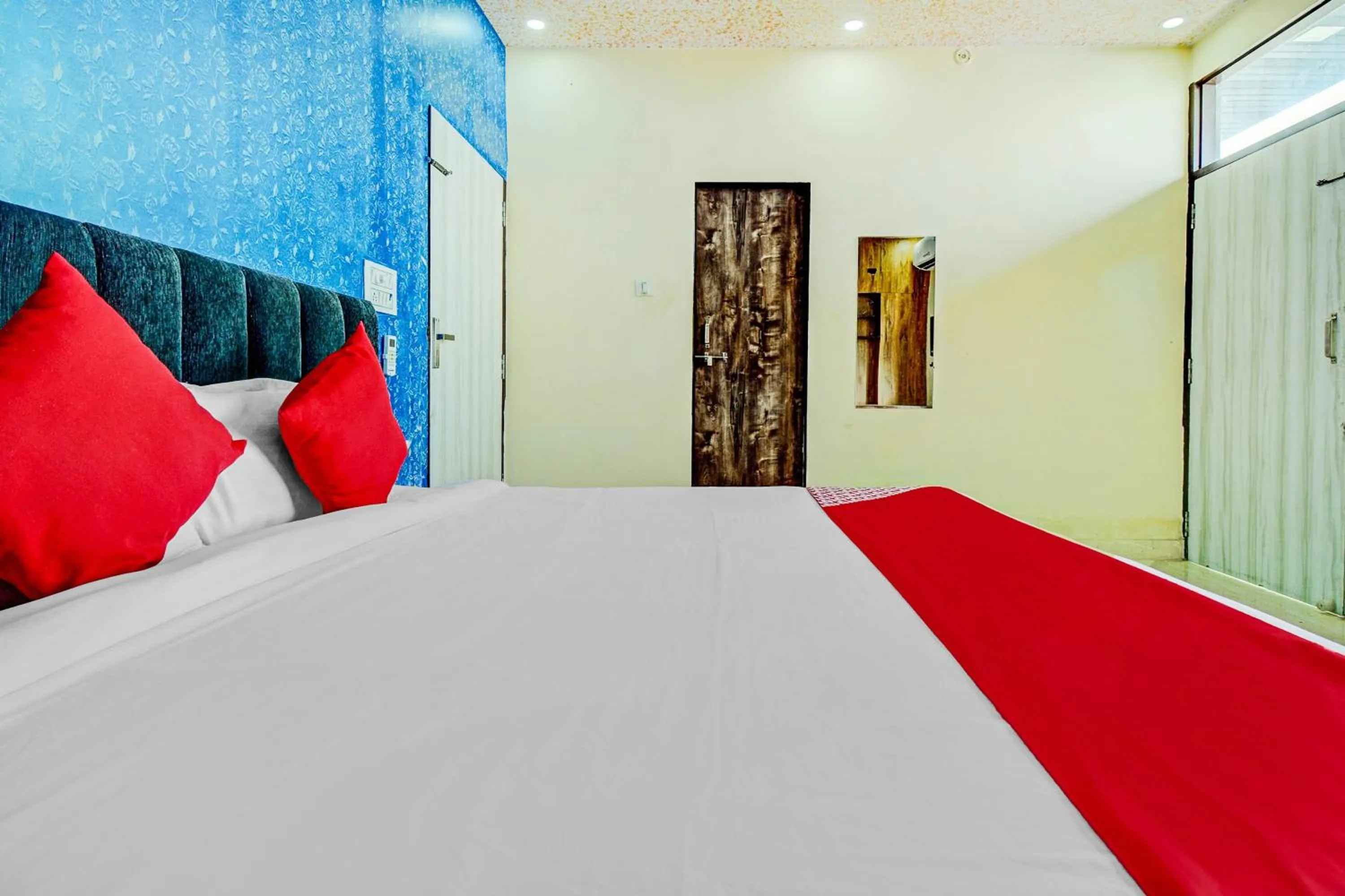 Bedroom, Bed in Hotel O My Stay Retreat