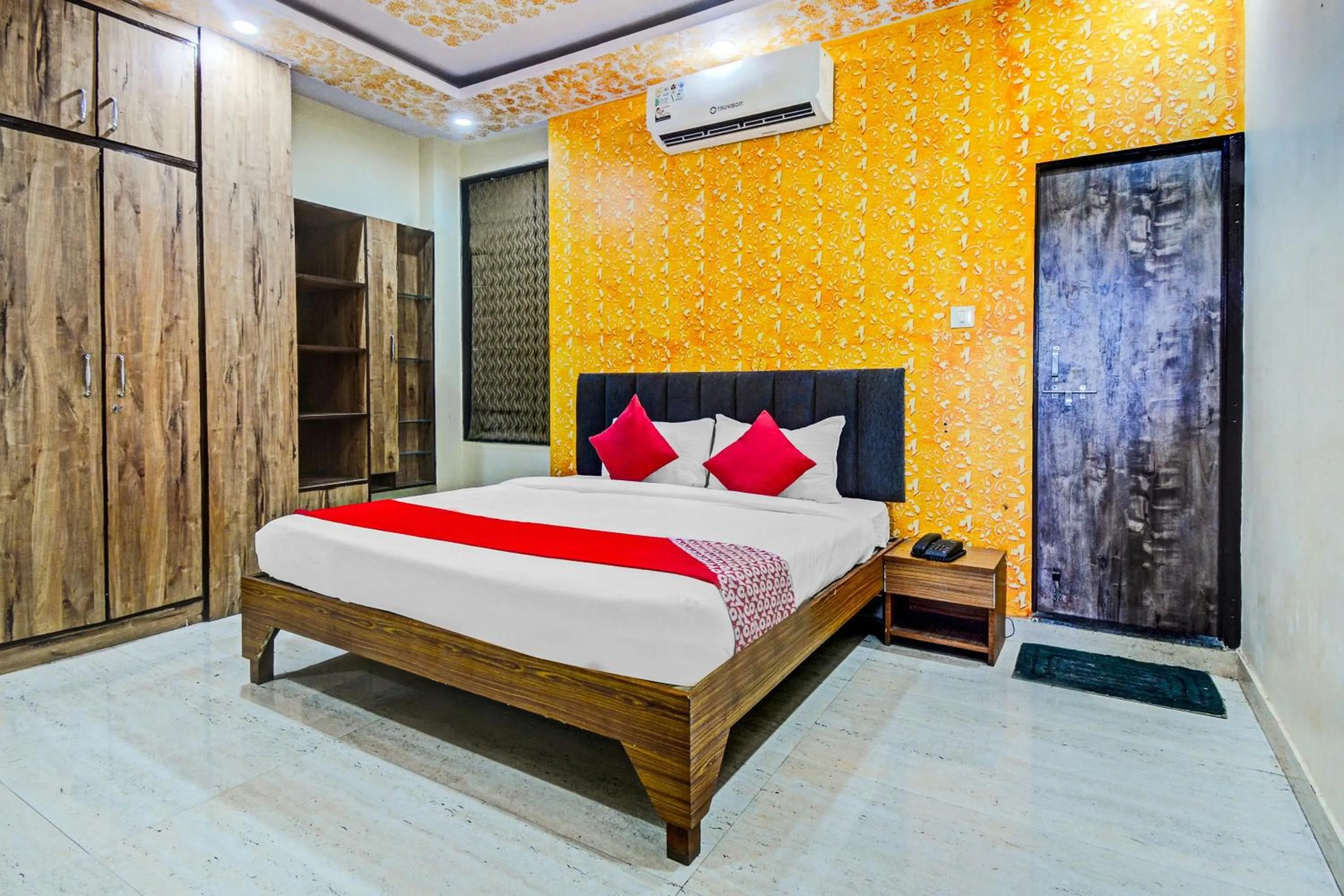 Bedroom, Bed in Hotel O My Stay Retreat