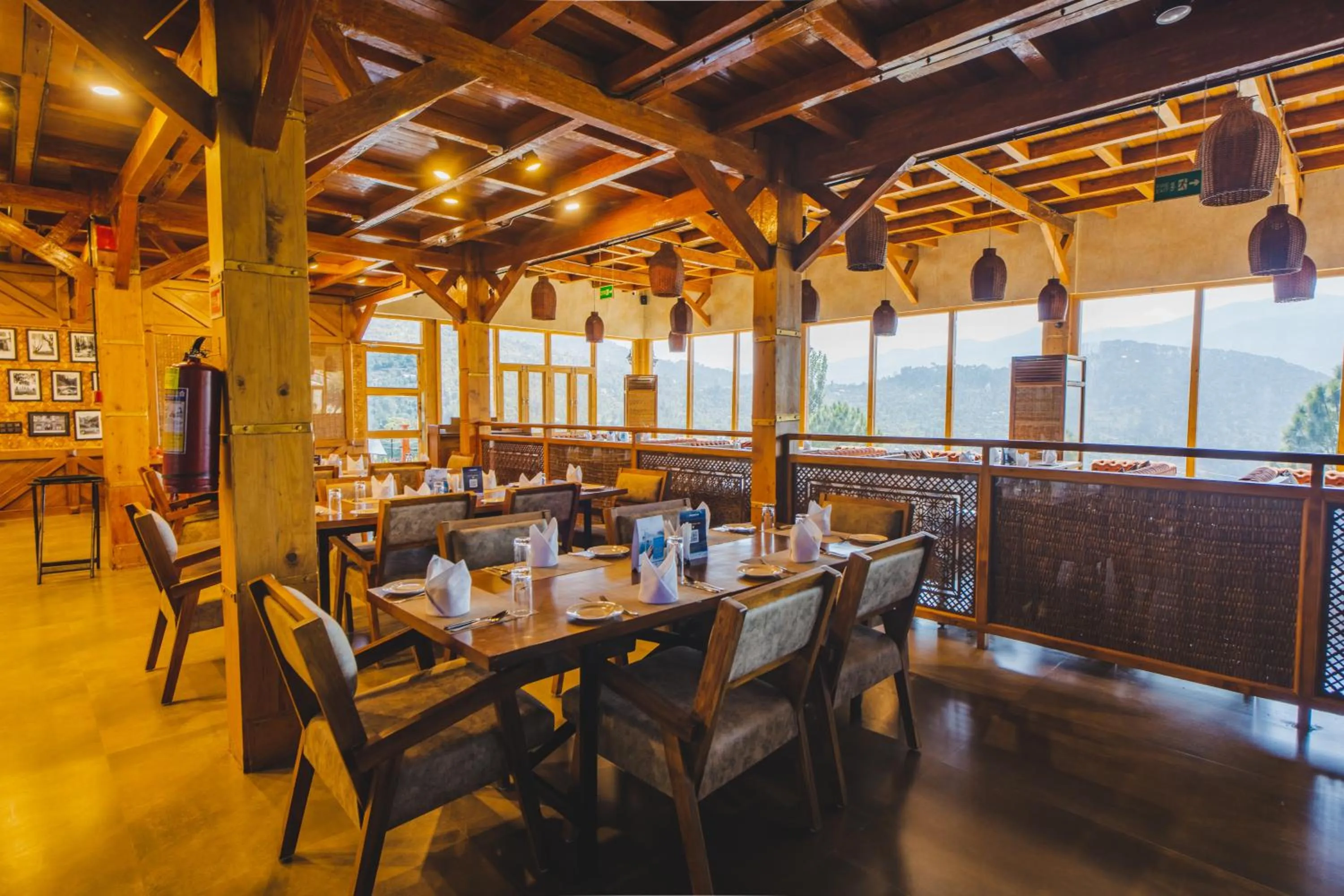 Restaurant/places to eat in Skyview by Empyrean