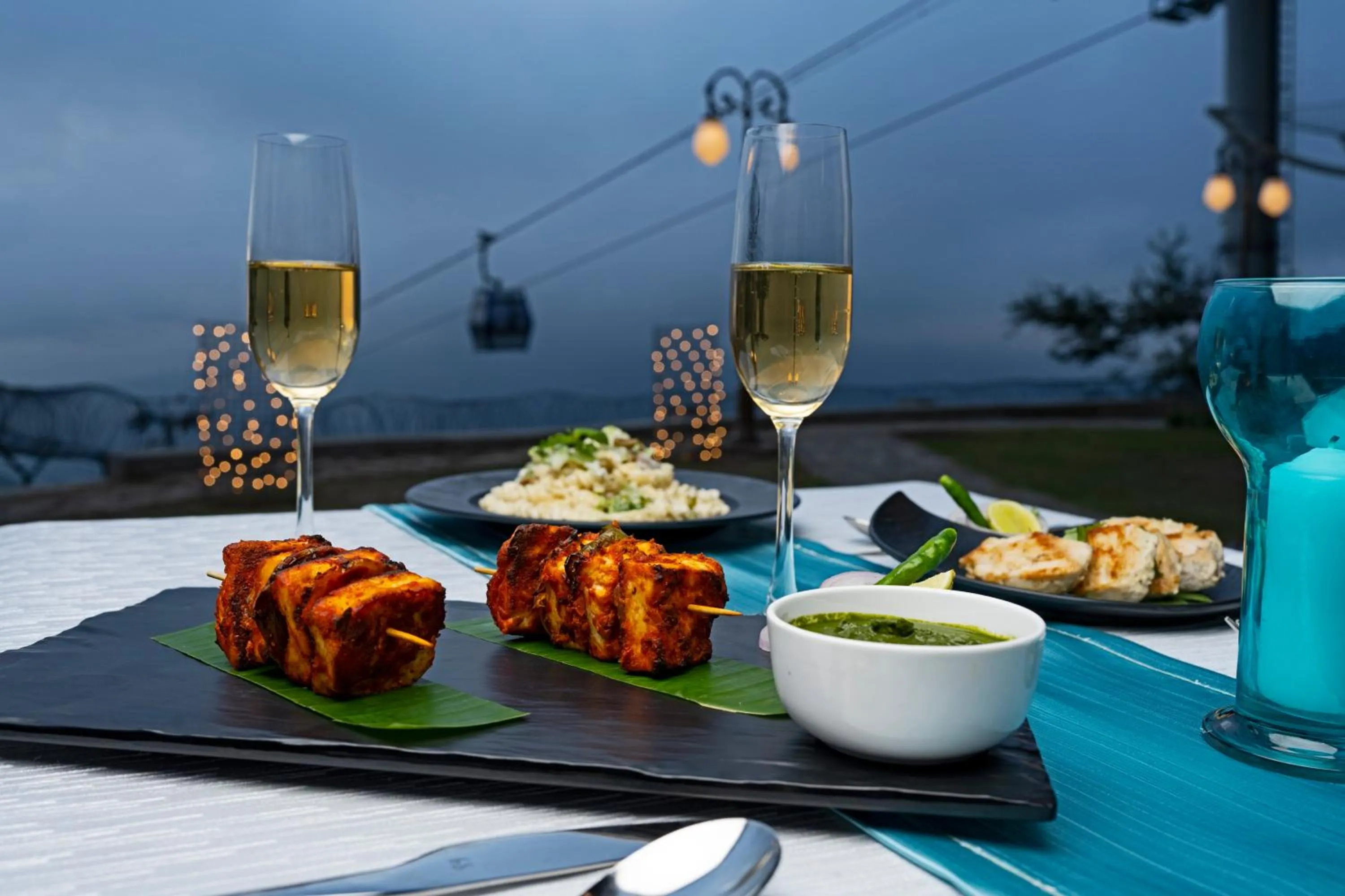 Food and drinks in Skyview by Empyrean