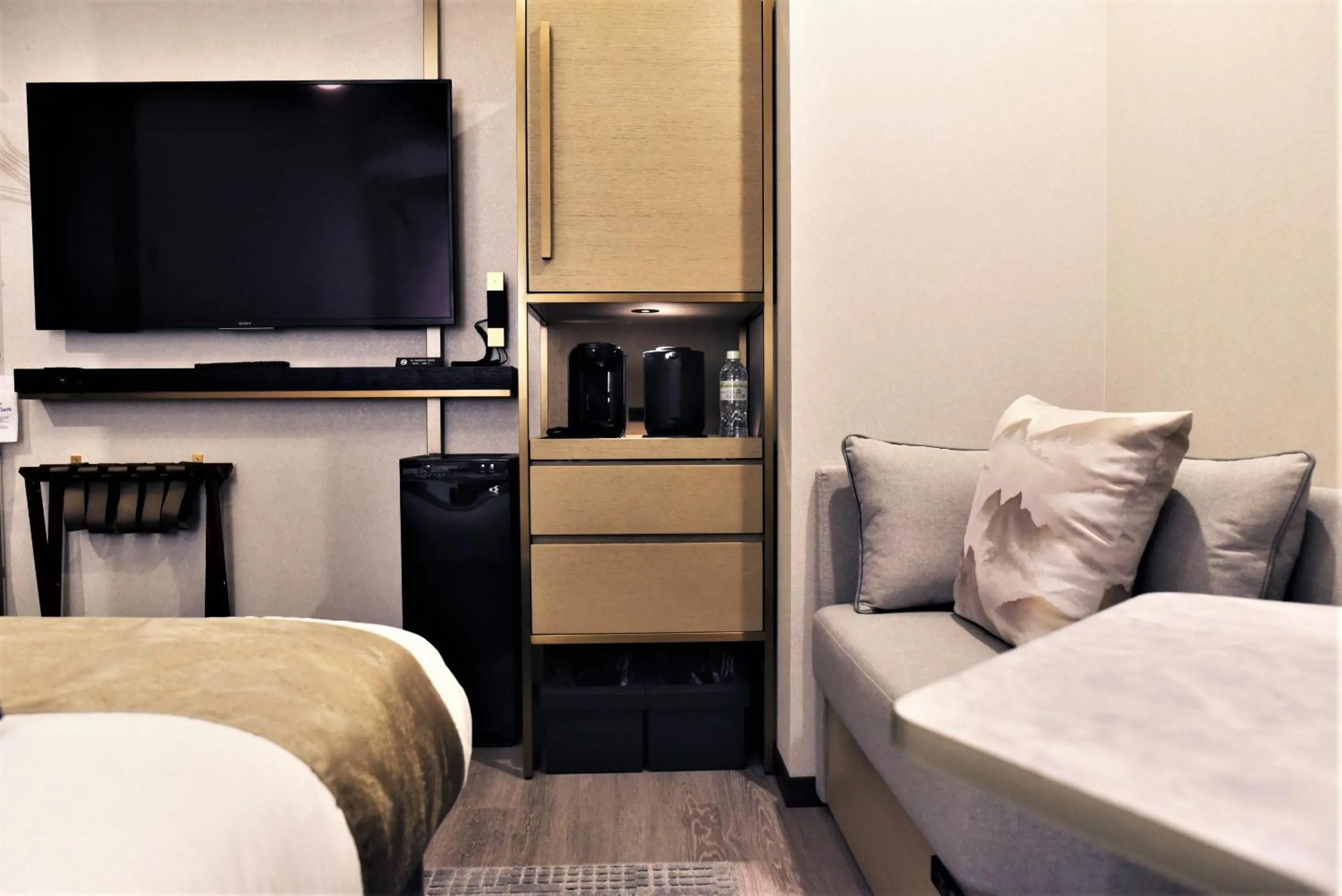 Photo of the whole room, Bed in Hotel Cordia Osaka Hommachi