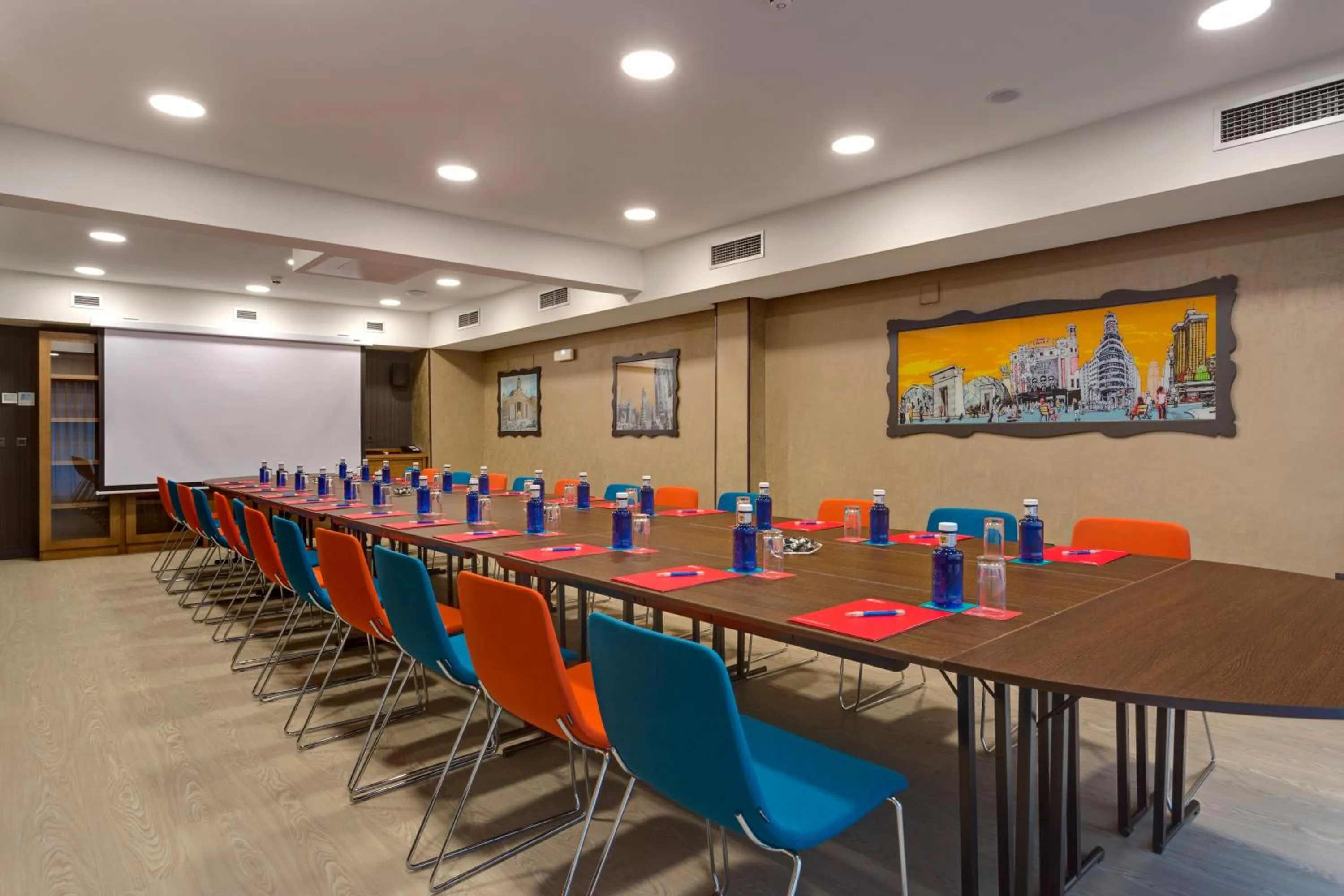 Meeting/conference room in Hotel Indigo Madrid - Gran Vía by IHG