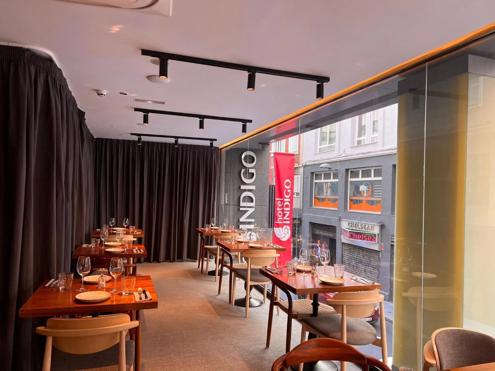 Restaurant/places to eat in Hotel Indigo Madrid - Gran Vía by IHG