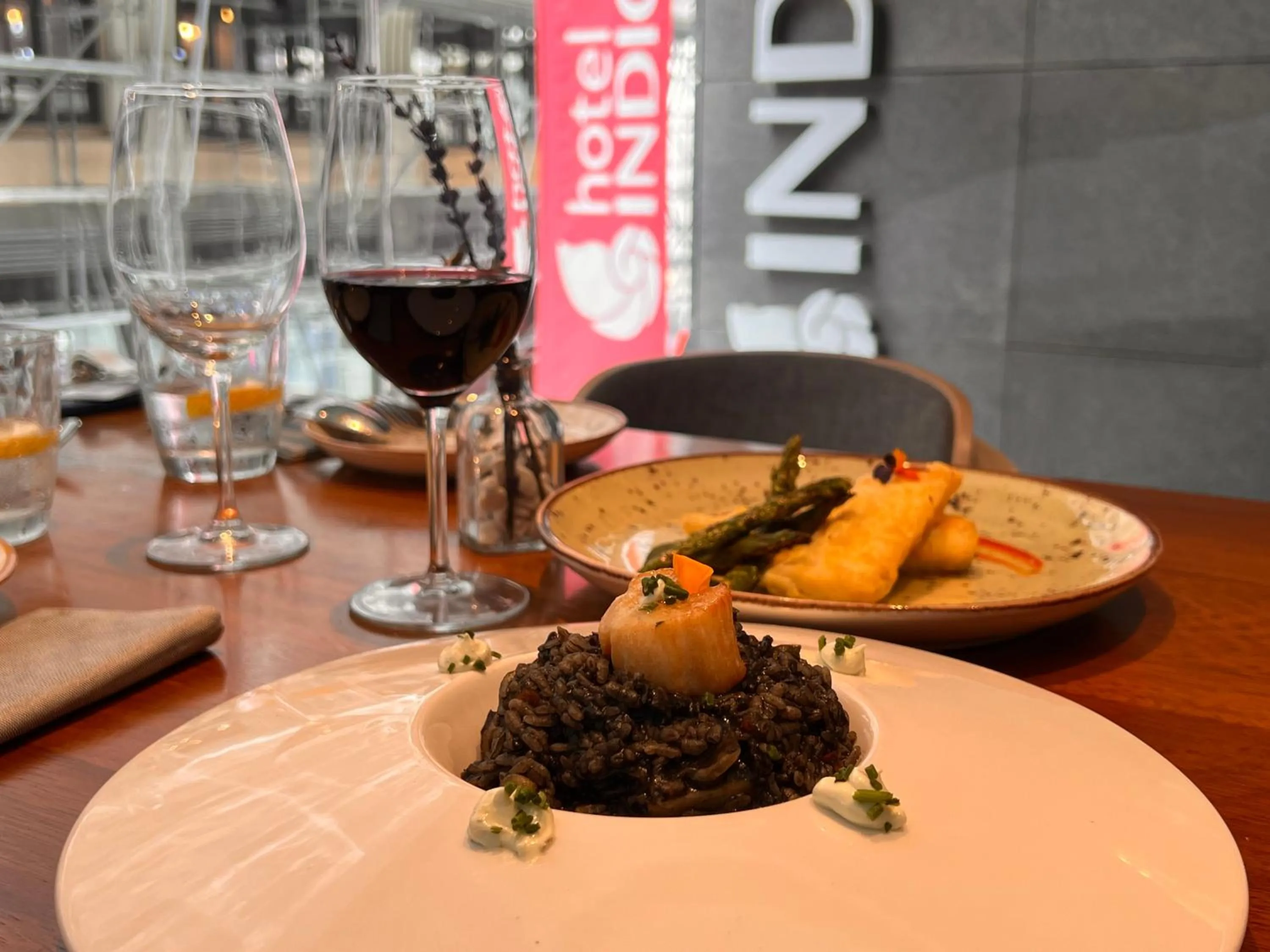 Restaurant/places to eat in Hotel Indigo Madrid - Gran Vía by IHG