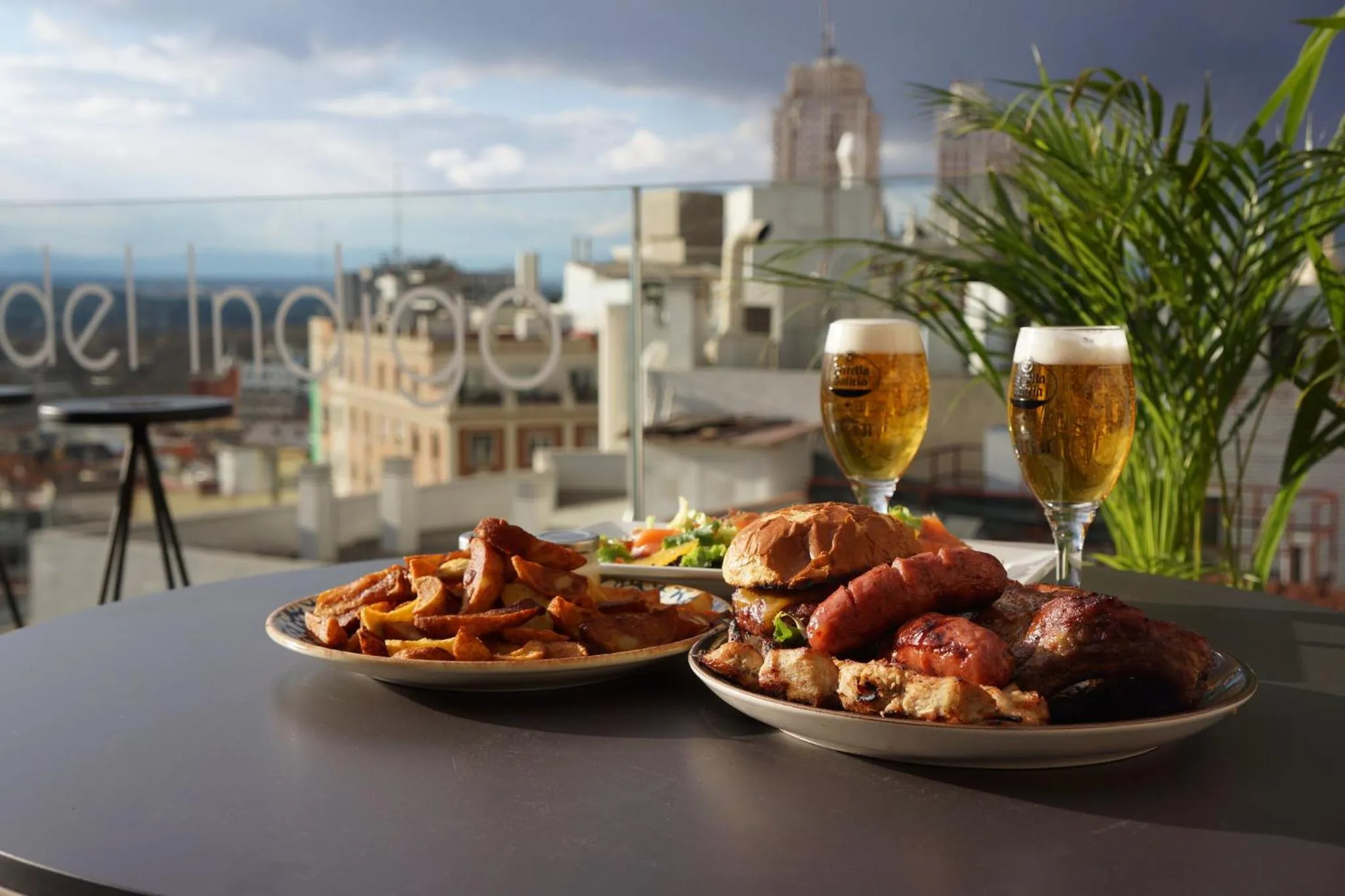 Restaurant/places to eat in Hotel Indigo Madrid - Gran Vía by IHG