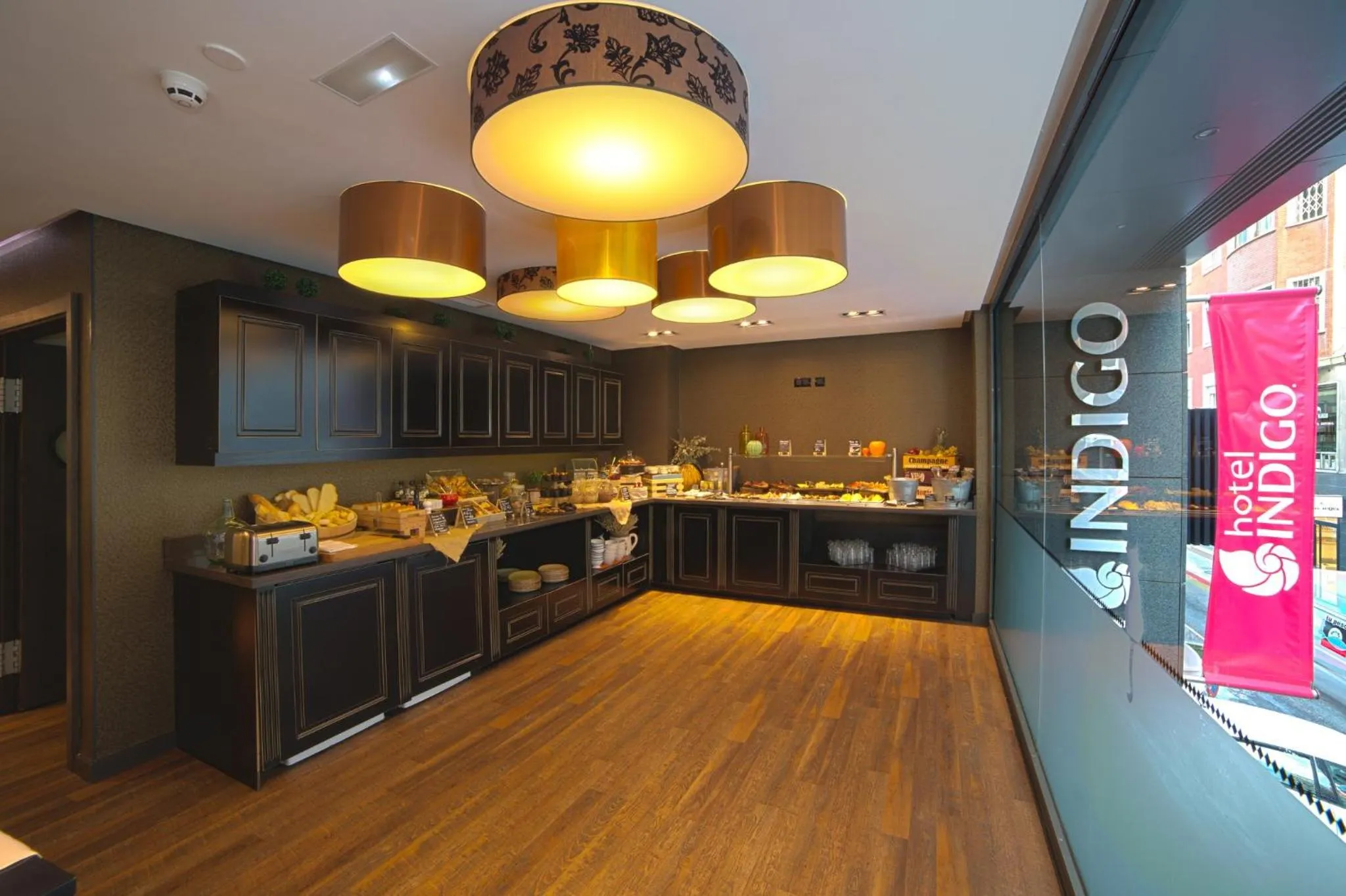 Restaurant/places to eat in Hotel Indigo Madrid - Gran Vía by IHG