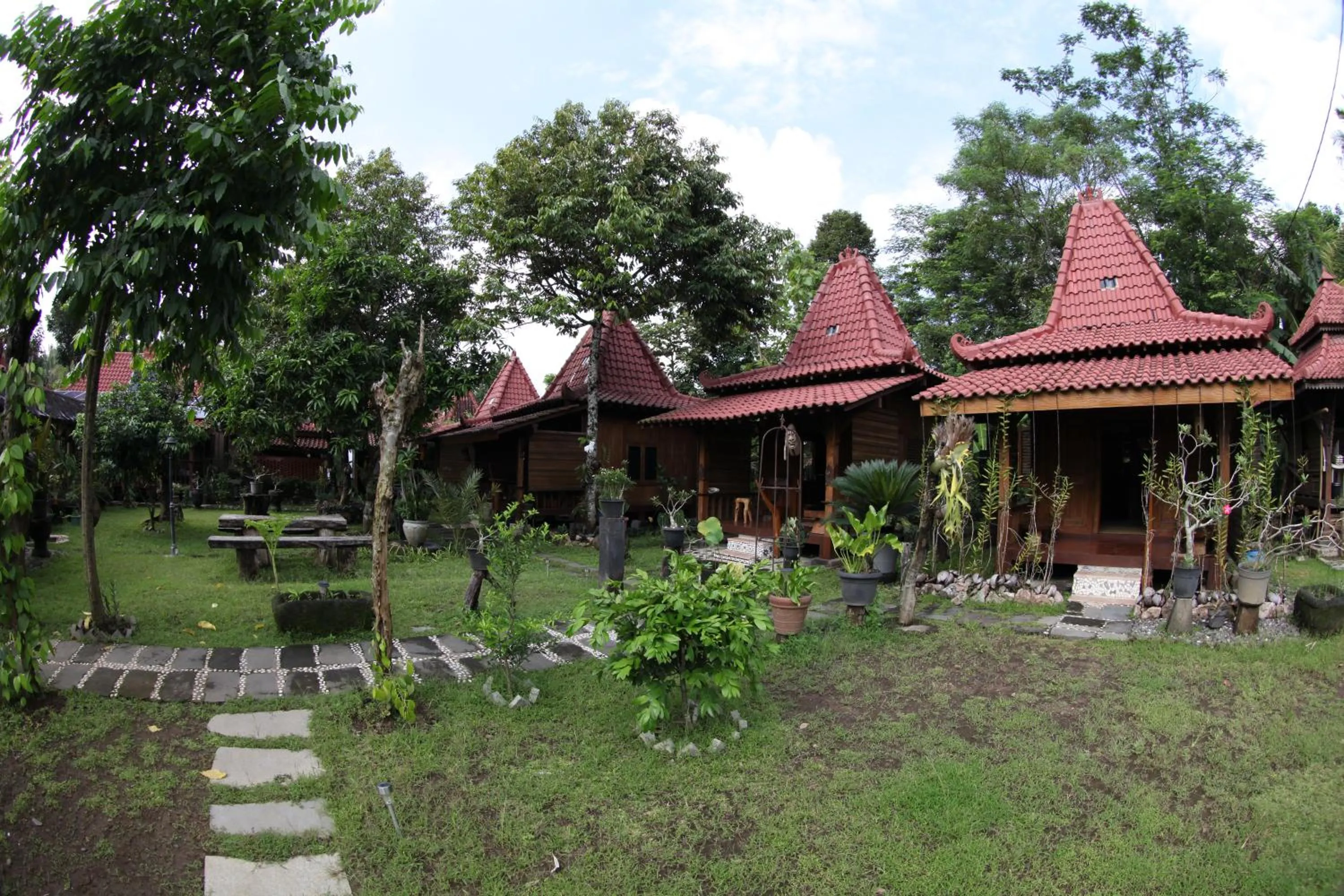 Natural landscape in Omah Garengpoeng Guest House