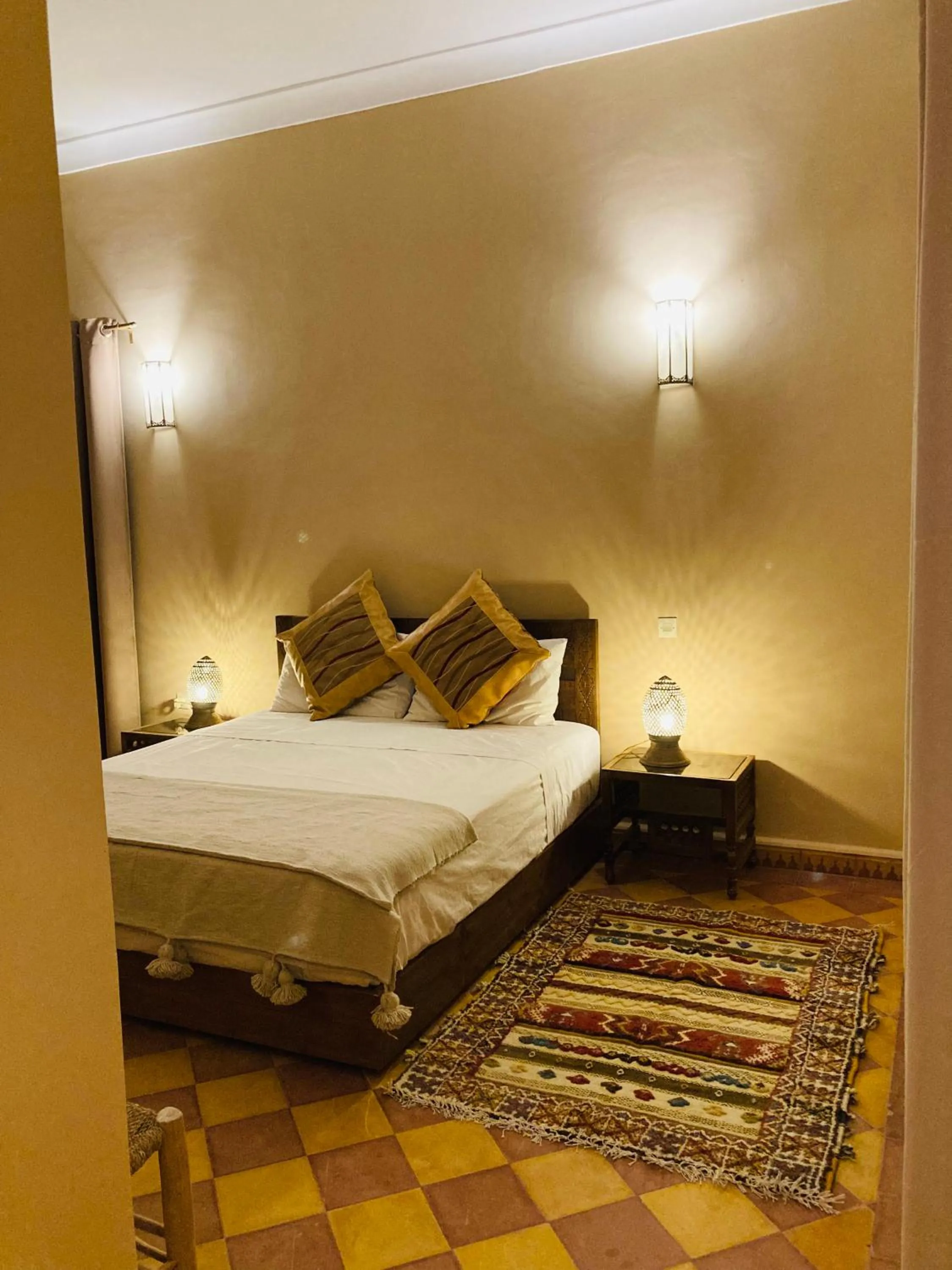 Bed in Upupa de l’Atlas