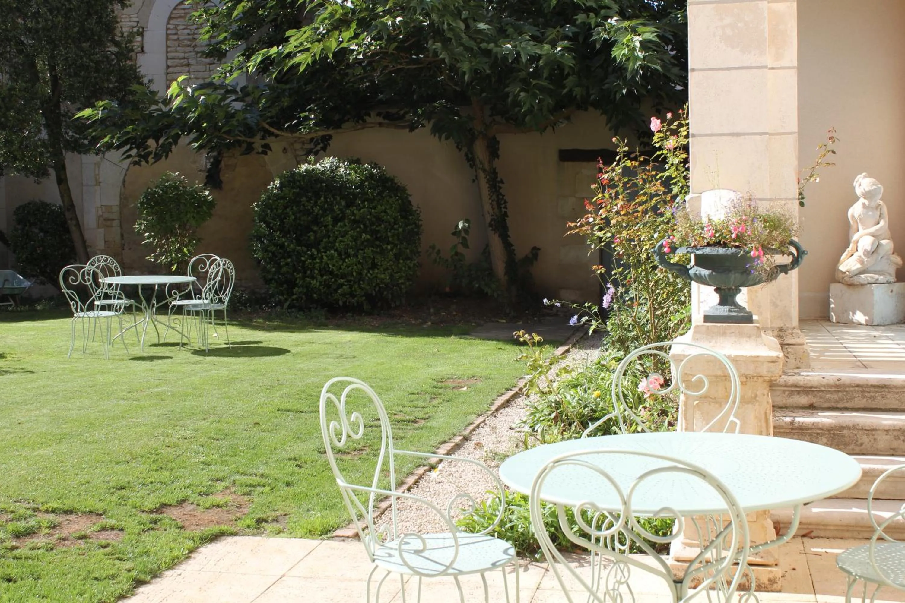 Garden in La Roseraie