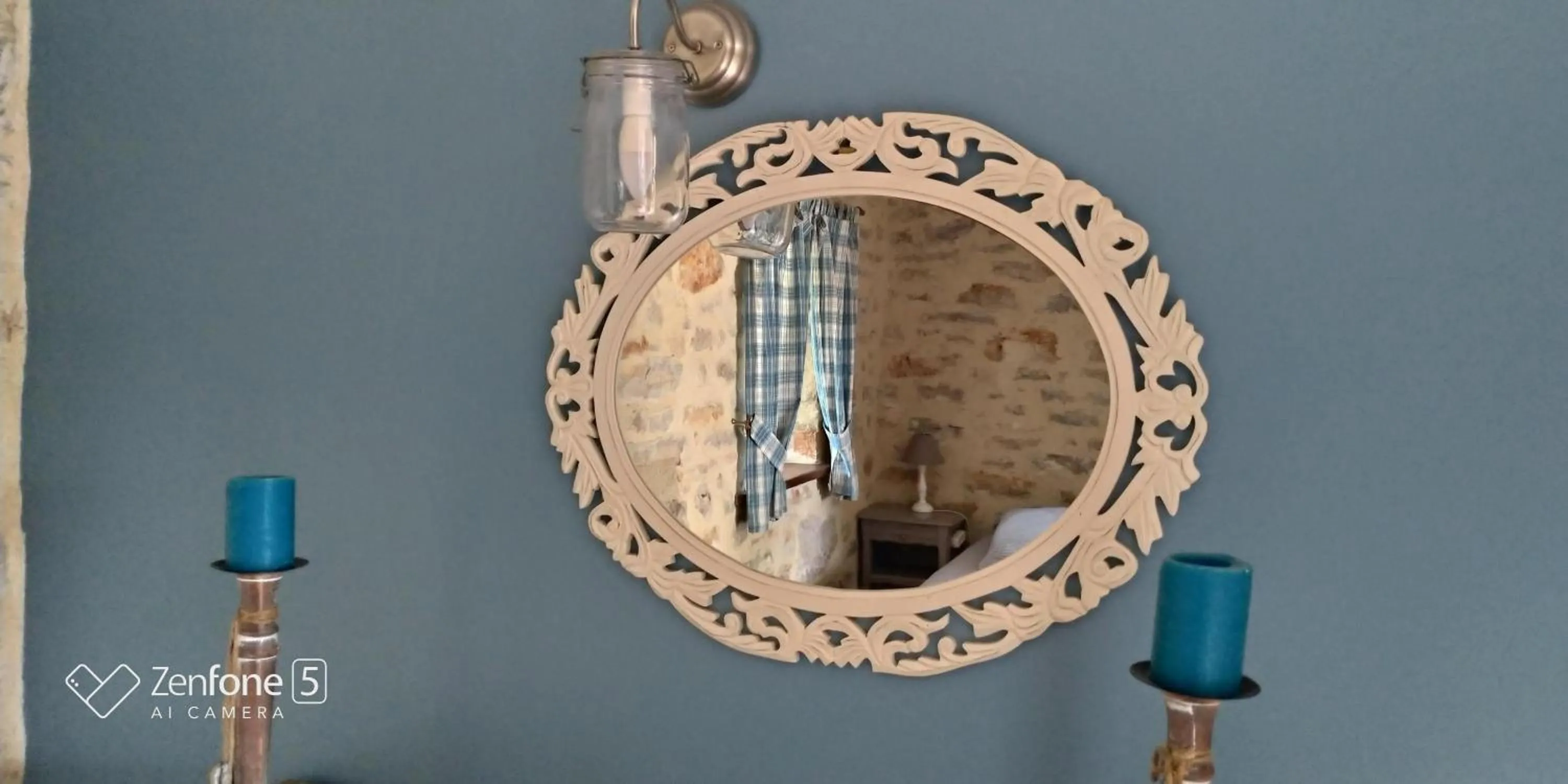 Bedroom in Chambres d'hôtes La Combe de Redoles