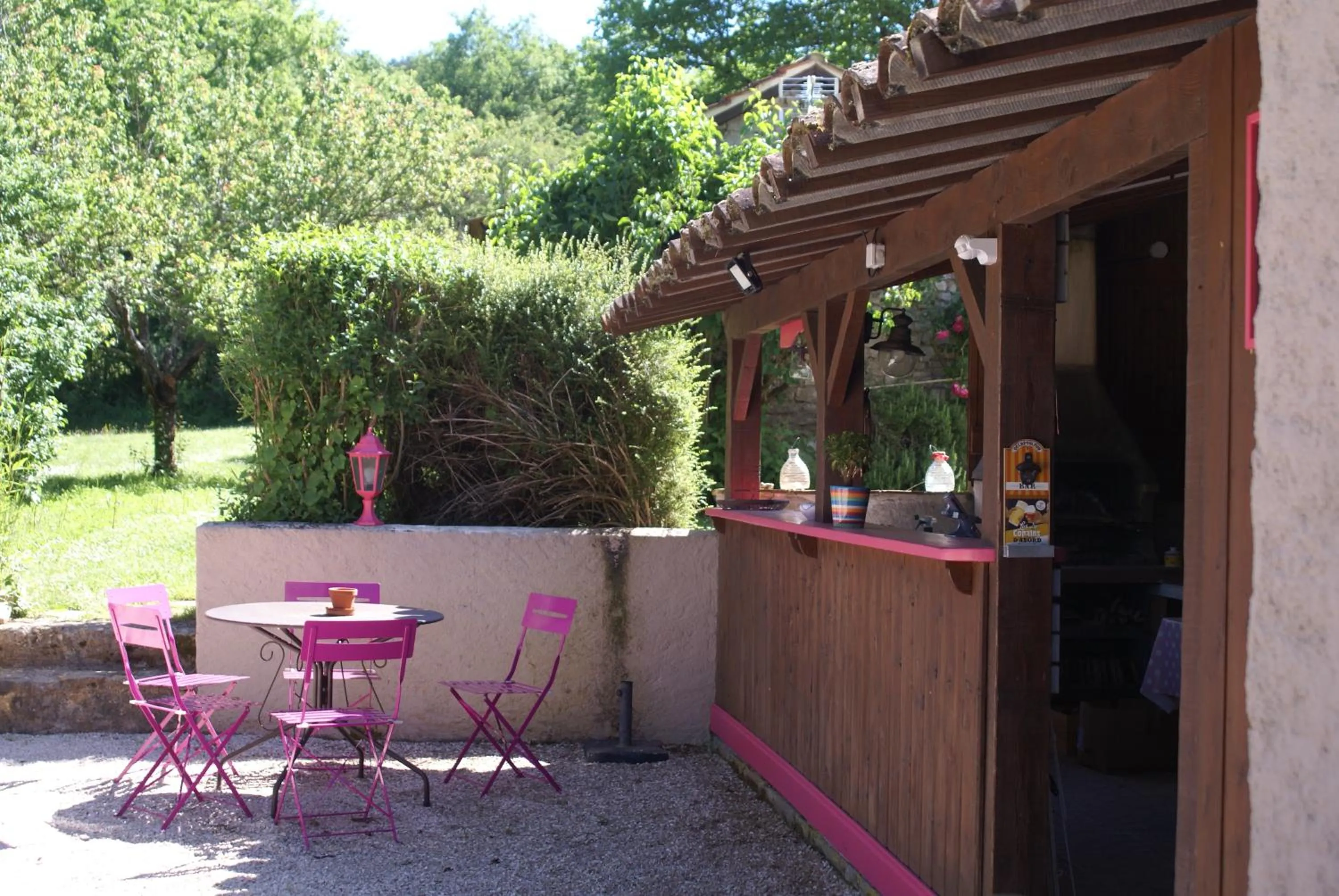 Patio in Chambres d'hôtes La Combe de Redoles