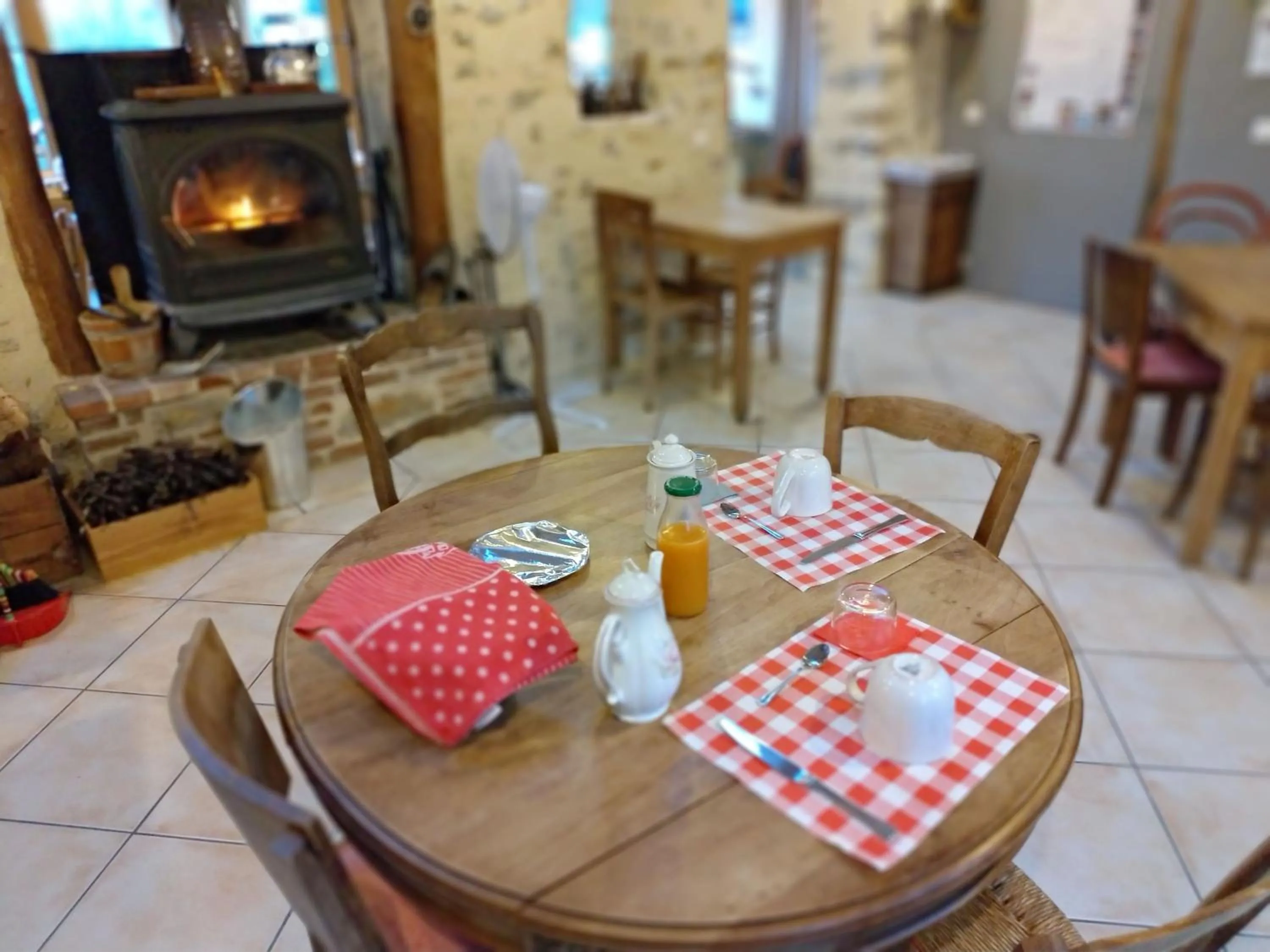 Breakfast in Chambres d'hôtes La Combe de Redoles