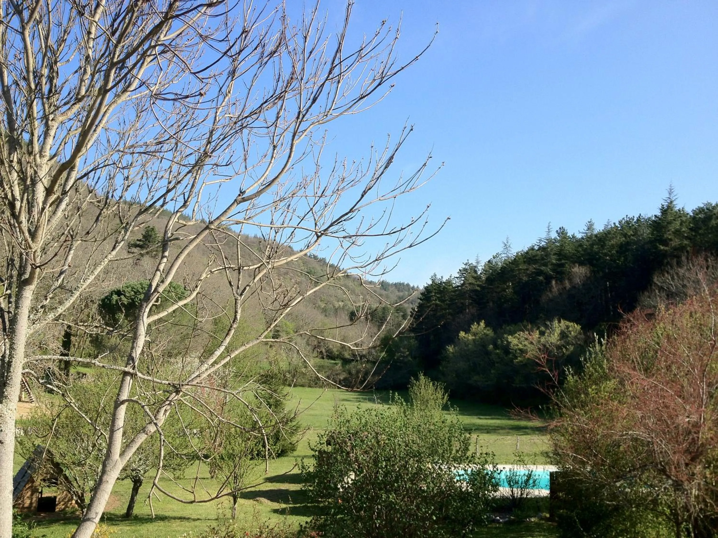Garden in Chambres d'hôtes La Combe de Redoles