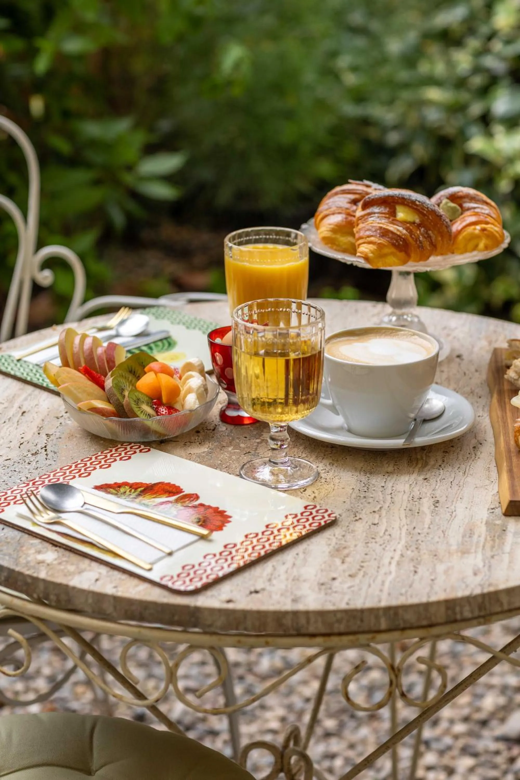 Breakfast in Secret Garden Firenze B&B