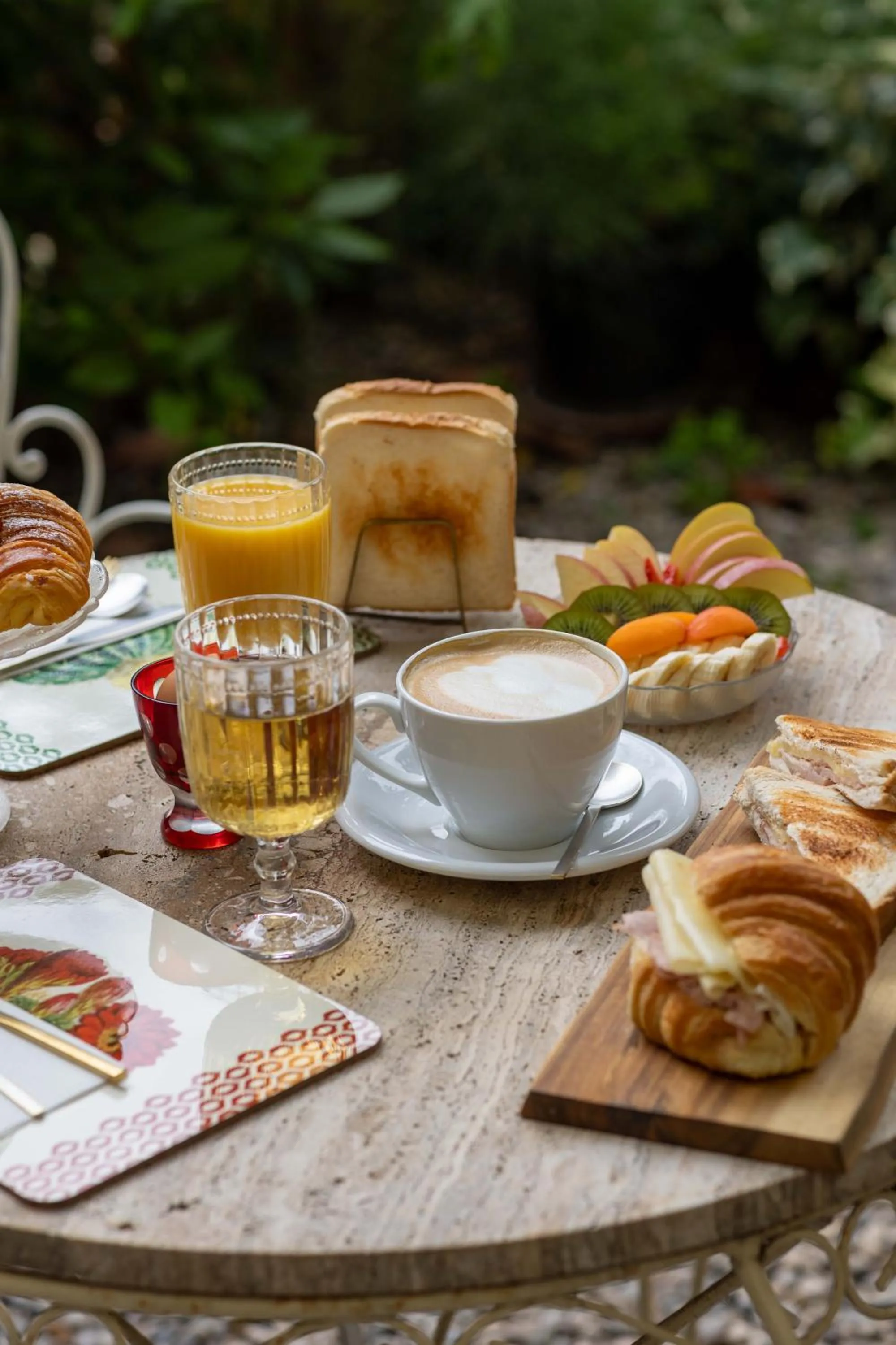 Breakfast in Secret Garden Firenze B&B