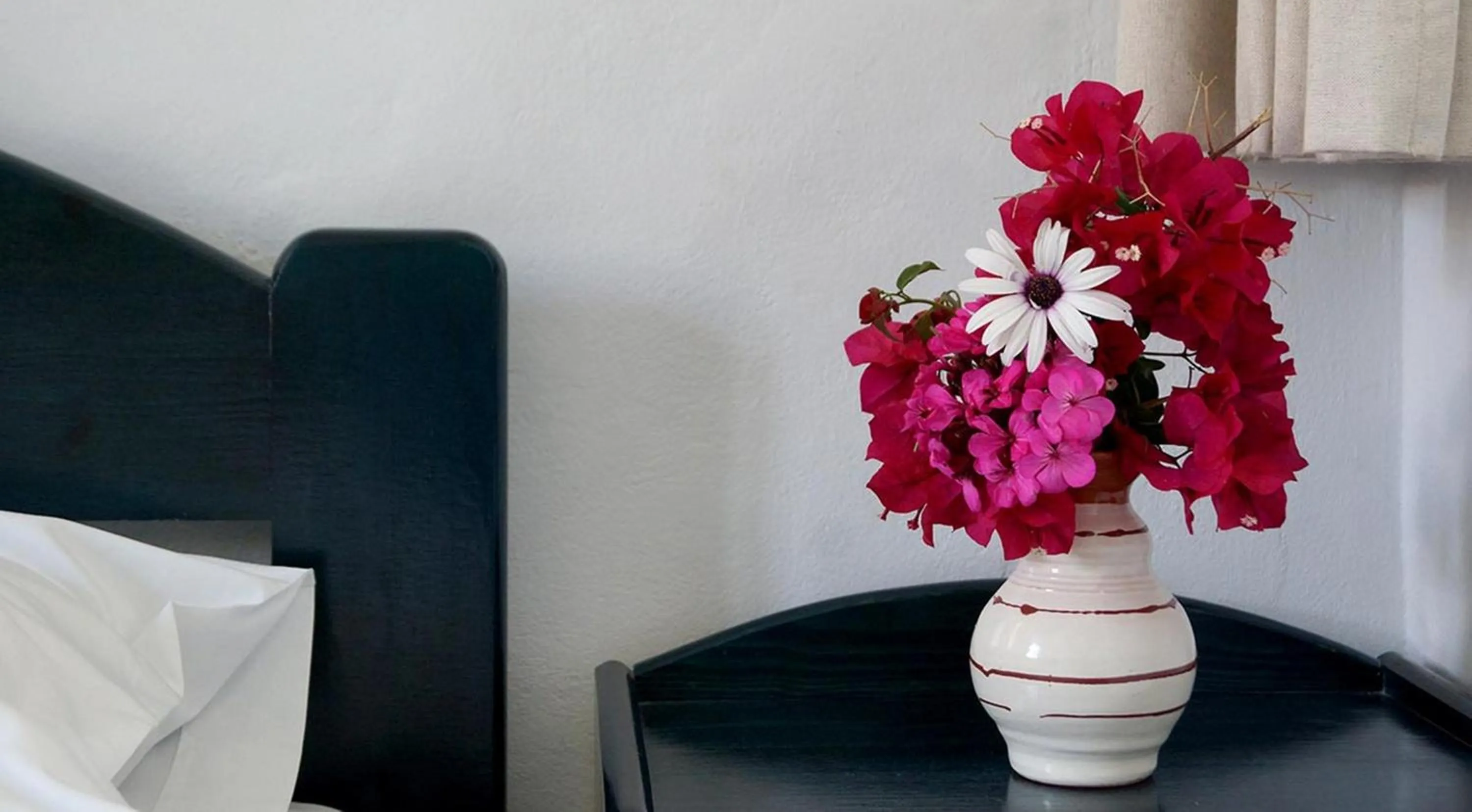 Decorative detail in Lodge Narlis