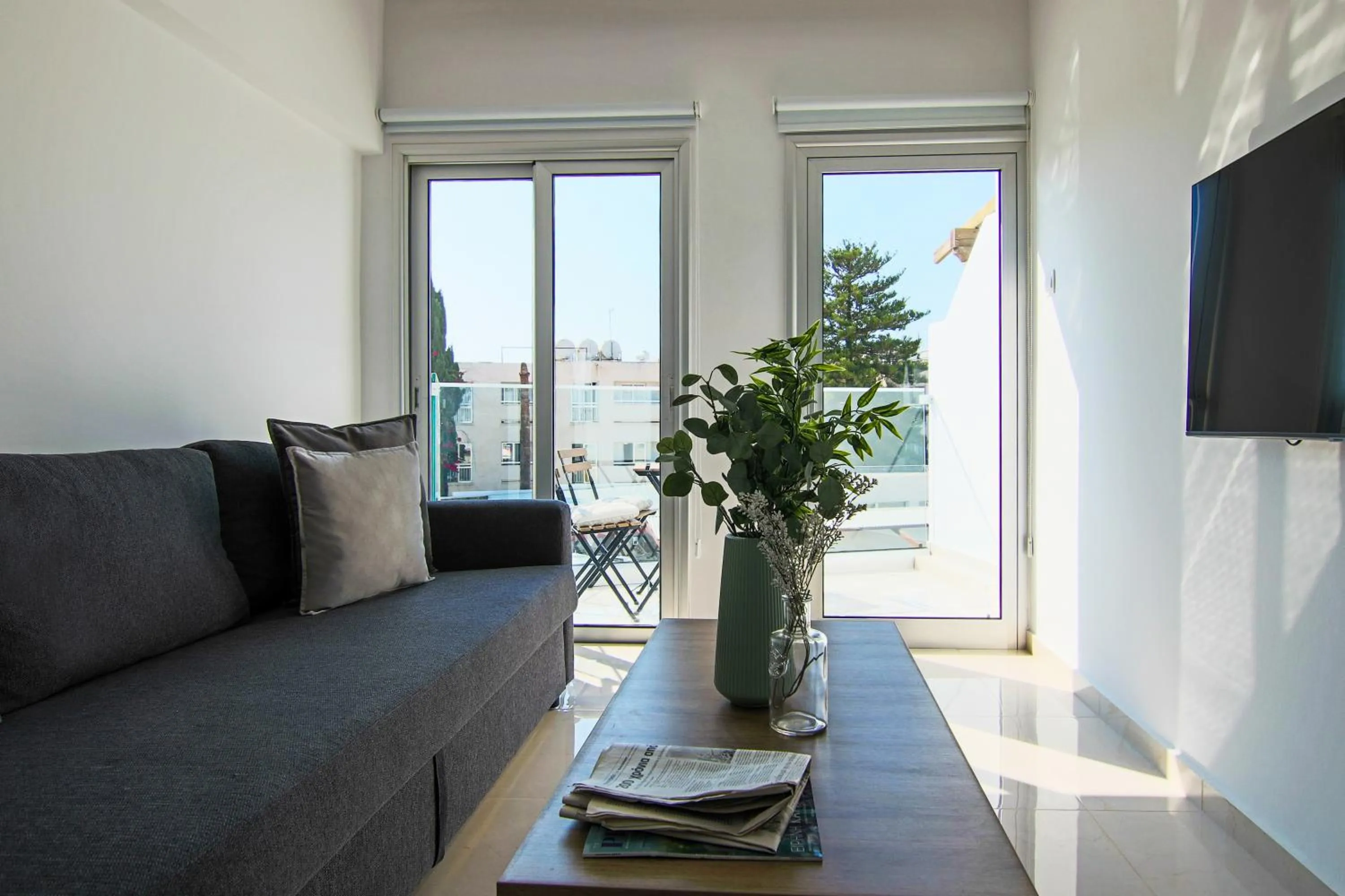 Living room in Phaedrus Living: Seaside Luxury Flat Lighthouse 65