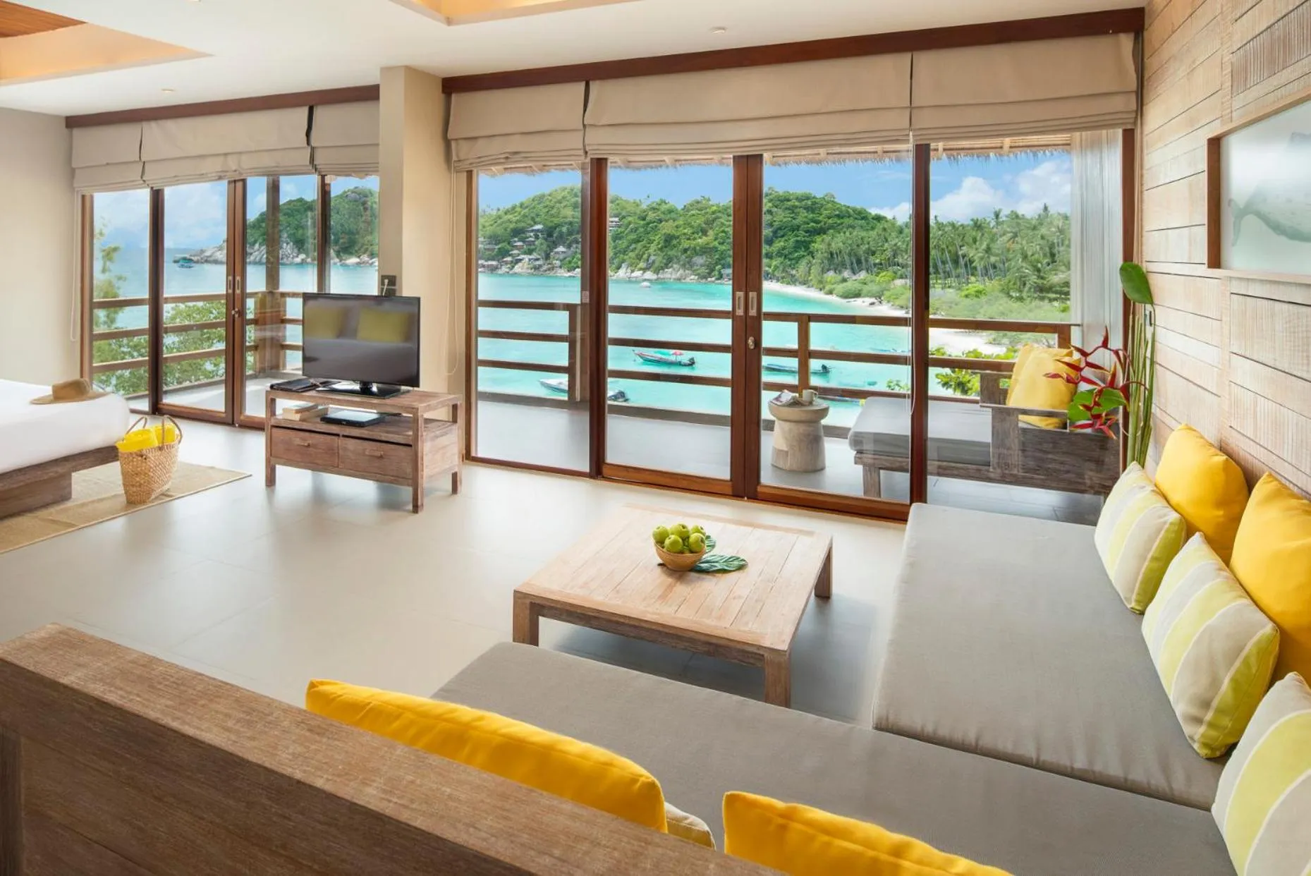 Living room in Beach Club by Haadtien